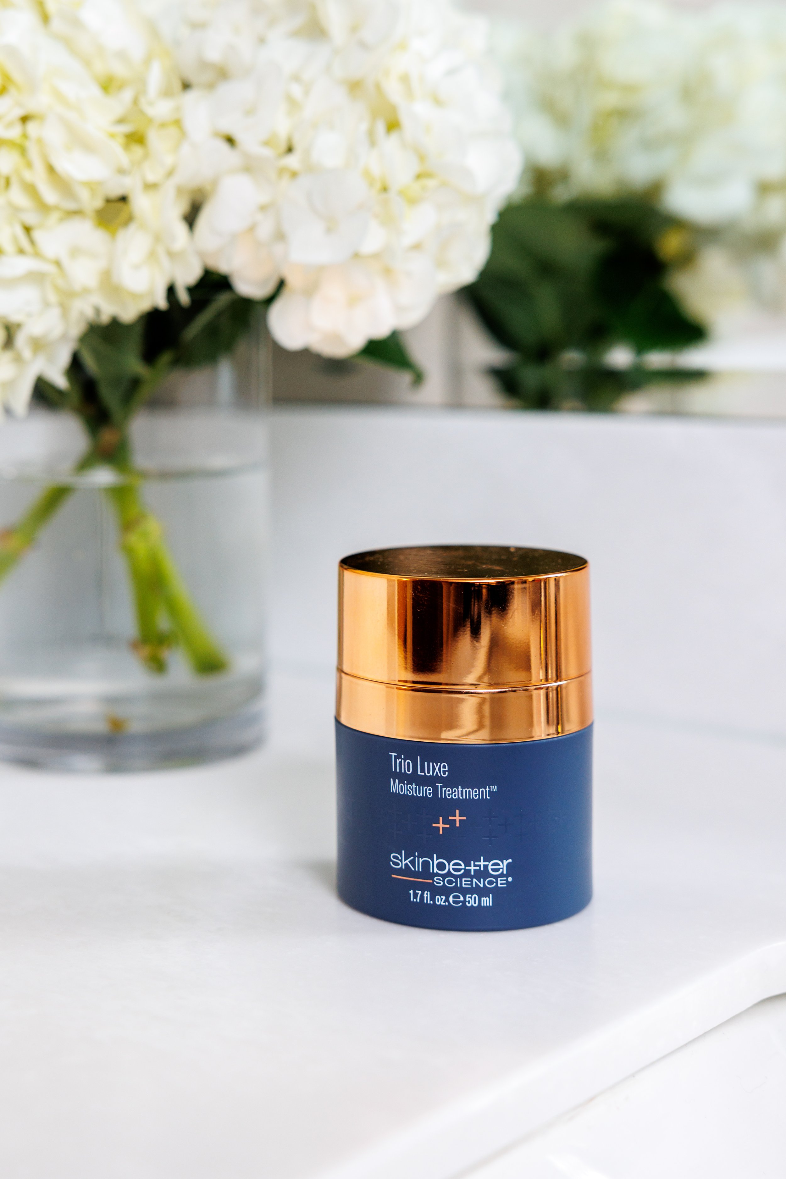 CatMax Photography-Georgia Skin Specialist-Dr Erikson Podcast Logo-8953.jpg