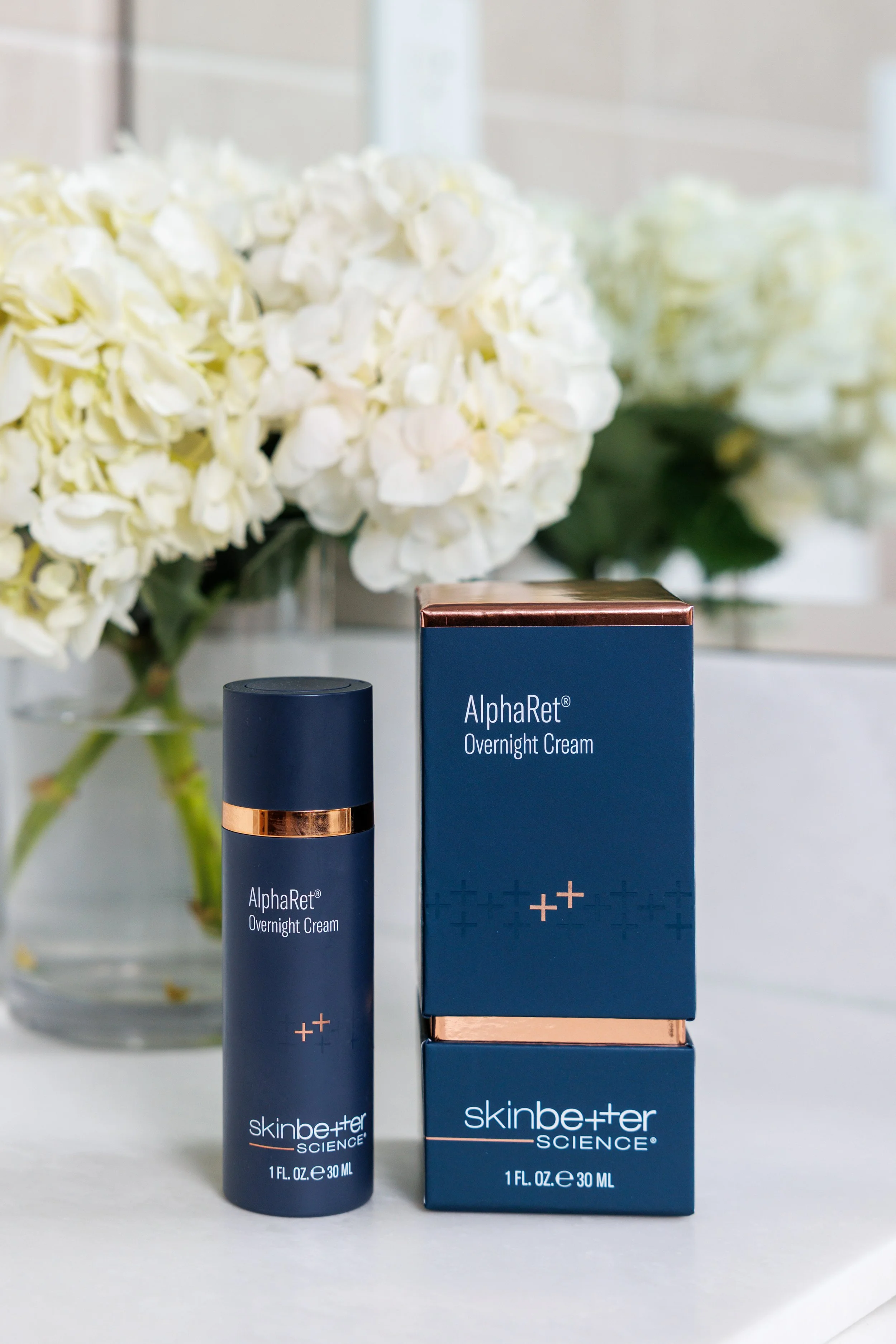 CatMax Photography-Georgia Skin Specialist-Dr Erikson Podcast Logo-8972.jpg