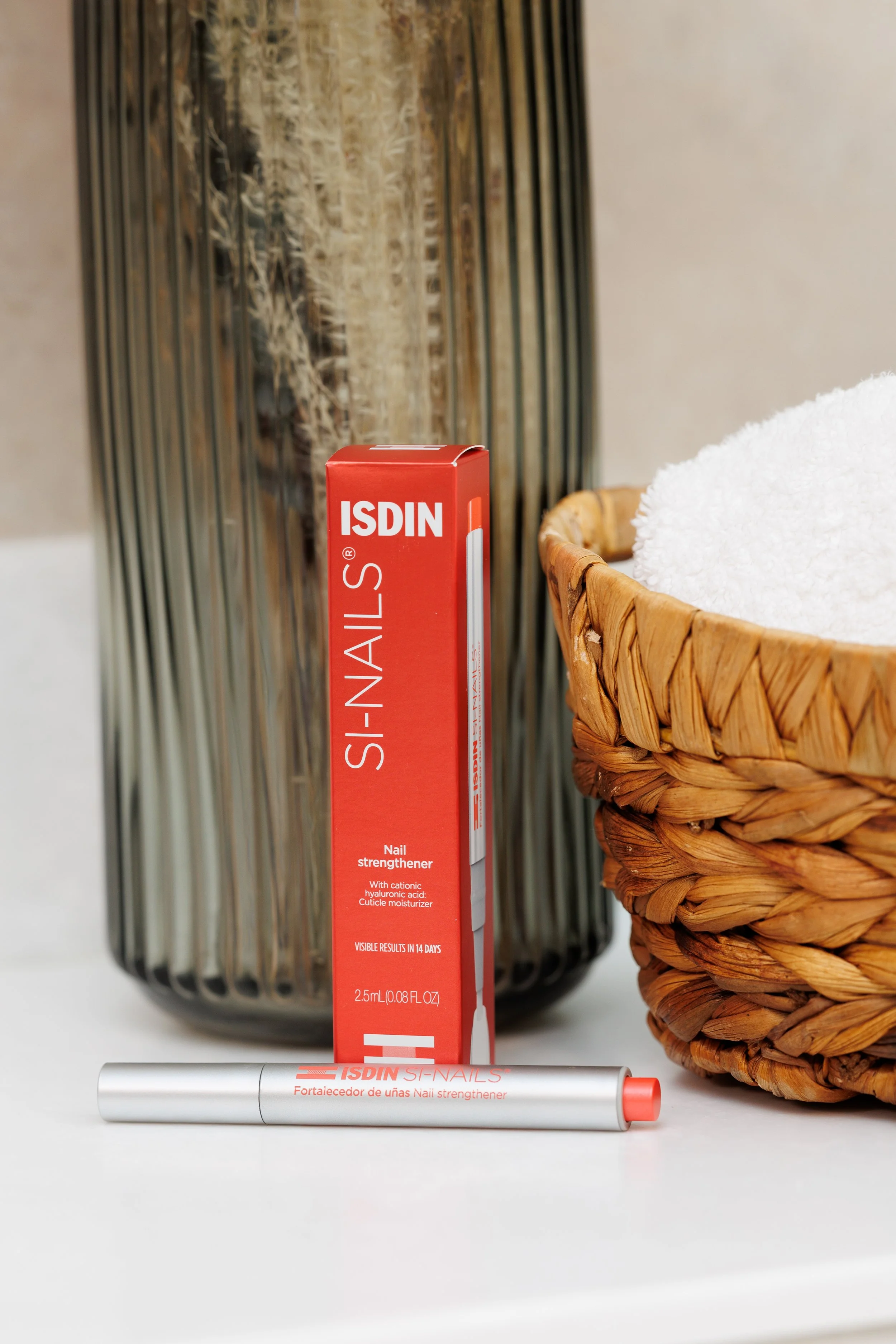Isdin SI Nails Image 4.jpg