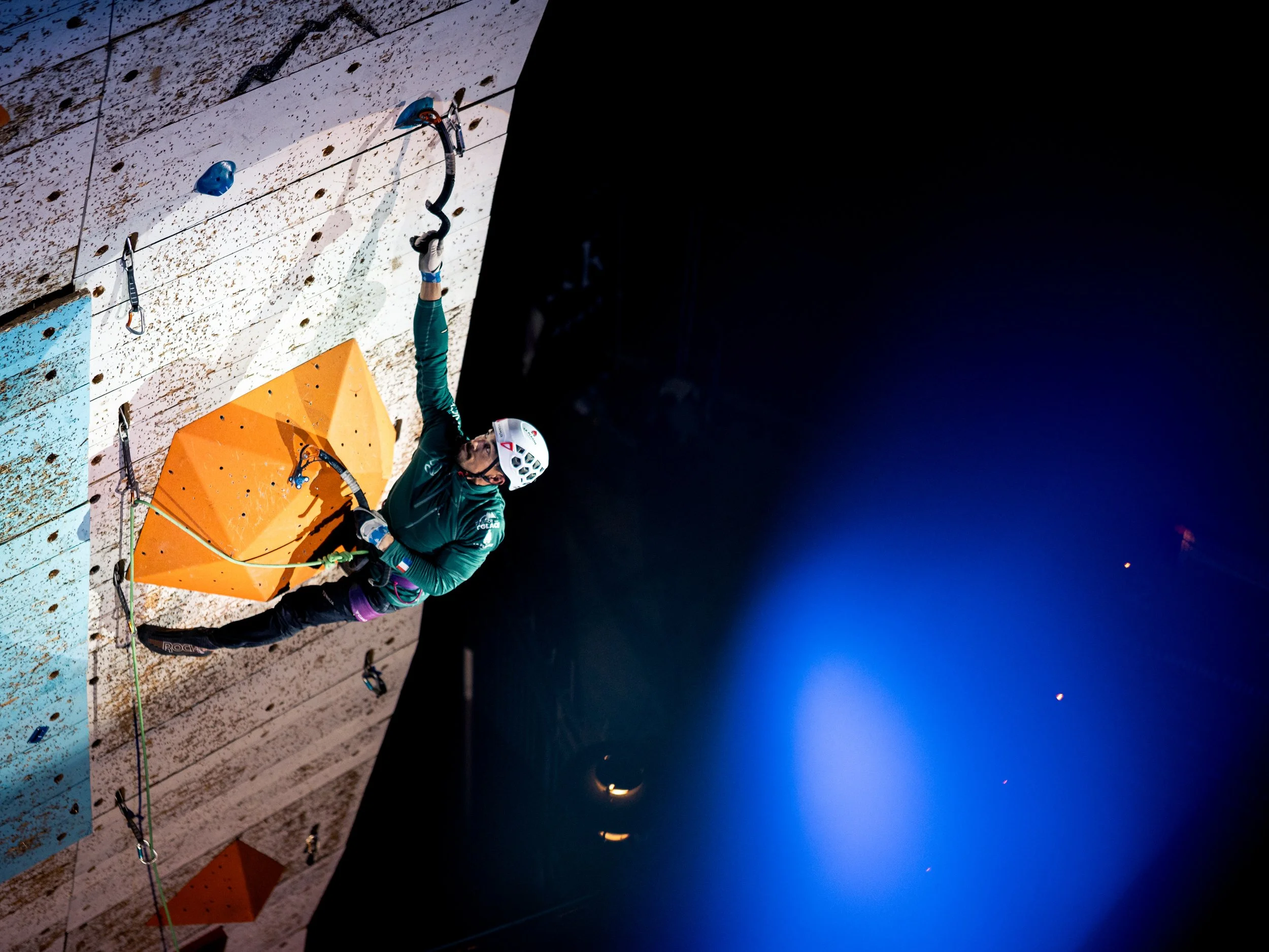 2025-12-13 UIAA Ice Climbing Final - Daan Kalksma-5.jpg