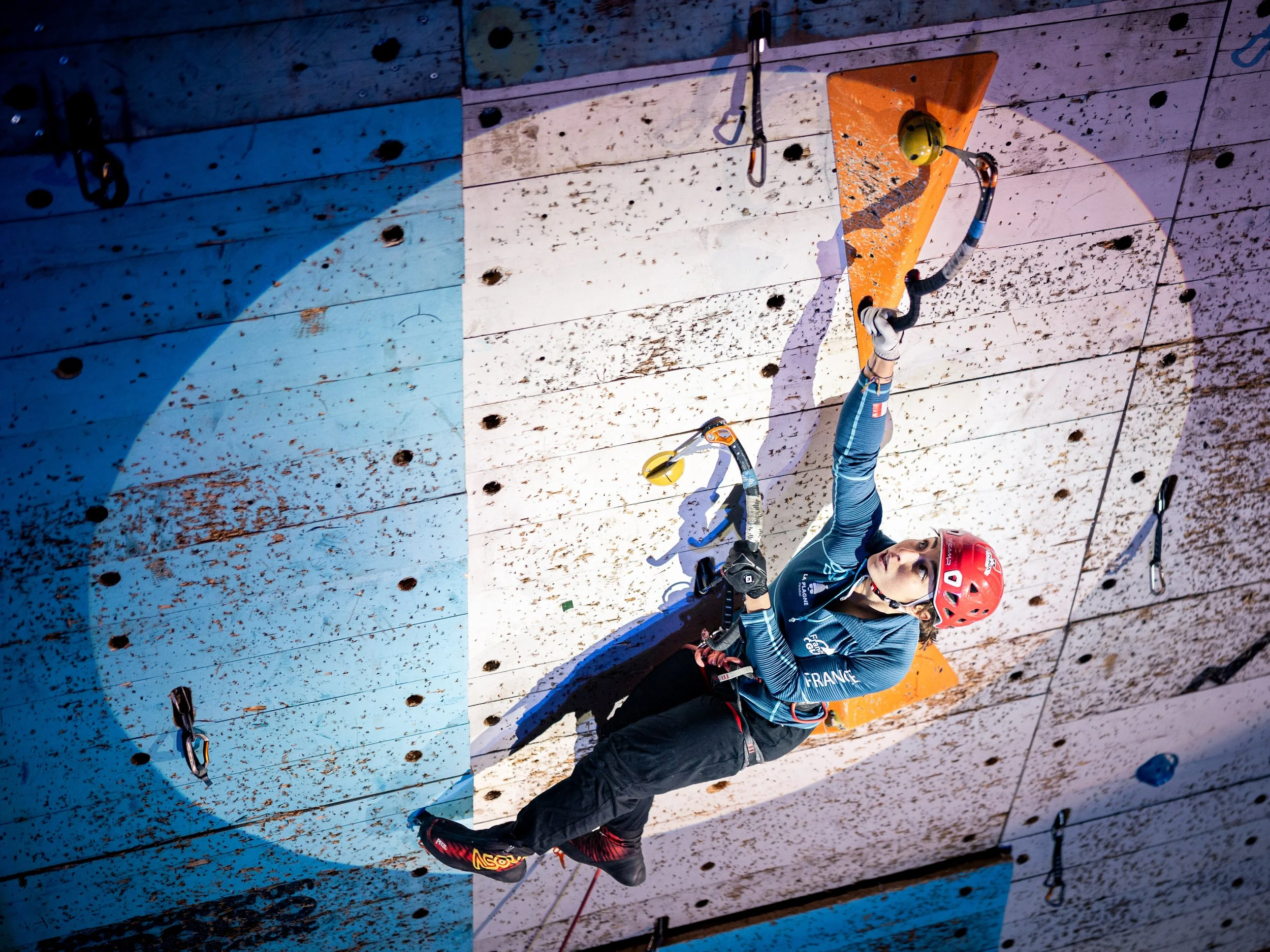 2025-12-13 UIAA Ice Climbing Final - Daan Kalksma-12.jpg
