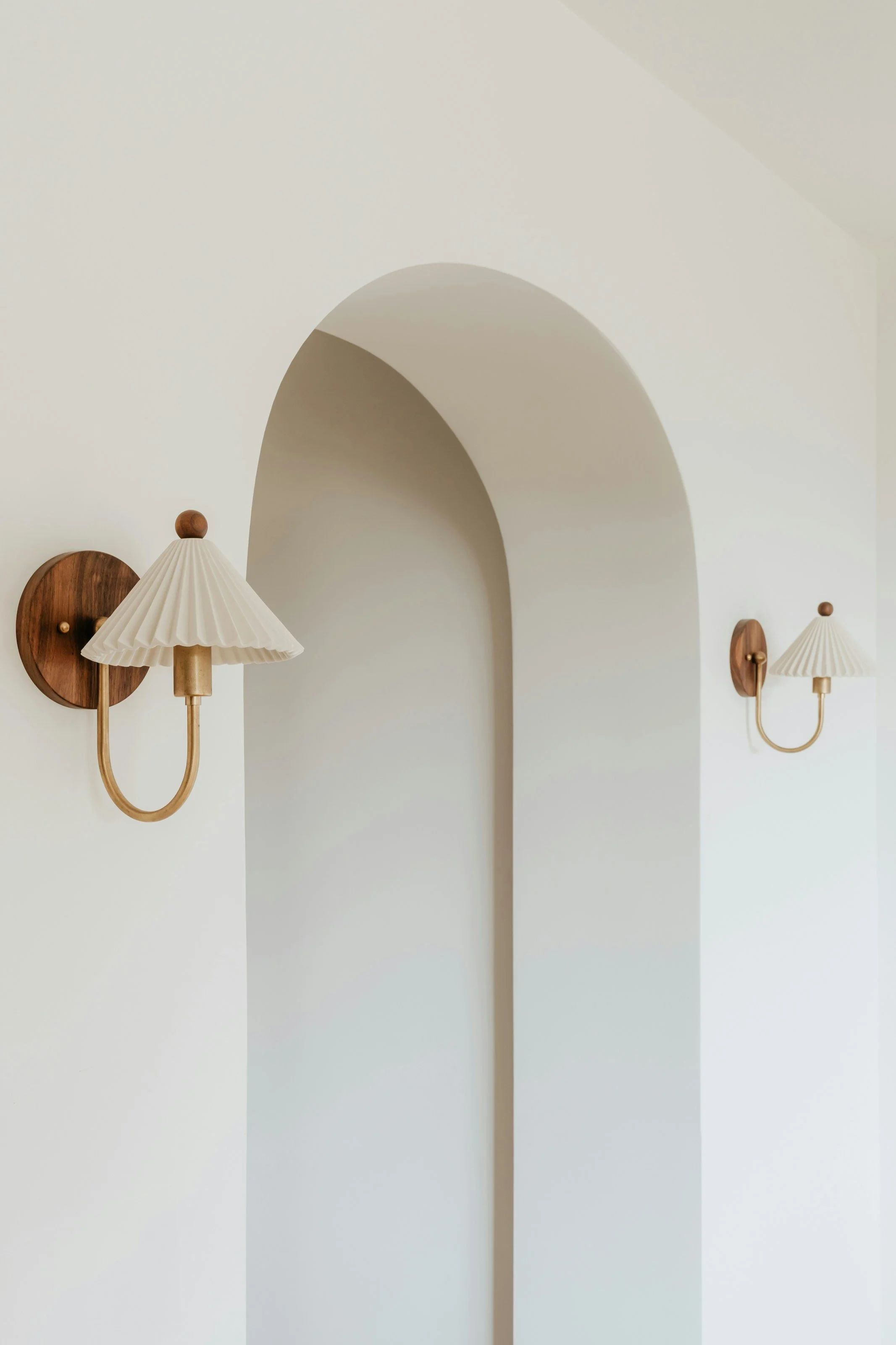 clay-banks-DXvQCzu6_nQ-unsplash.jpg