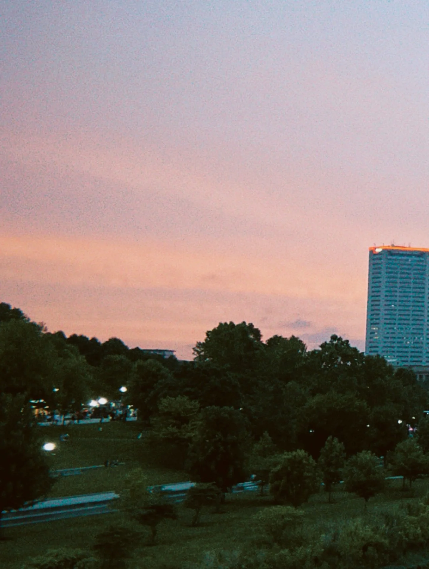 Inspired by Columbus, designed for Columbus 🌿
➖➖➖➖➖➖➖
Whether we&rsquo;re refreshing a historic gem or creating something brand new, the people, places, and faces of this city are always our muse. To celebrate in merry spirit, here are a few of our 