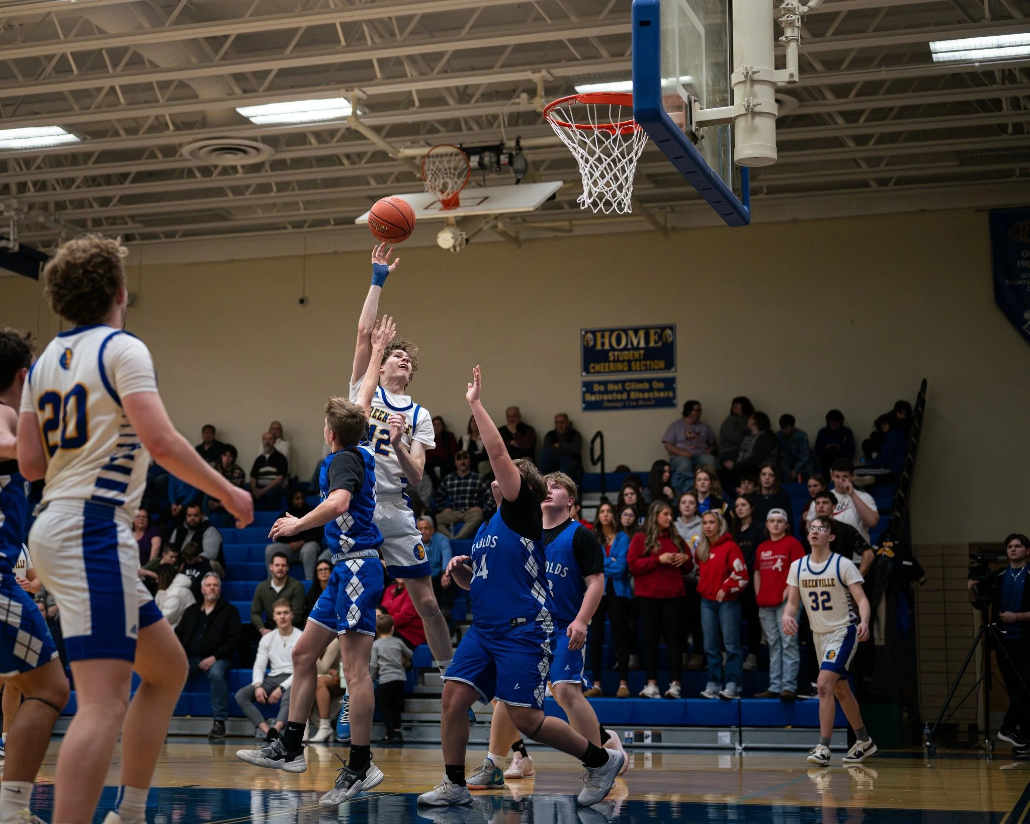 Boys Basketball 2.jpg