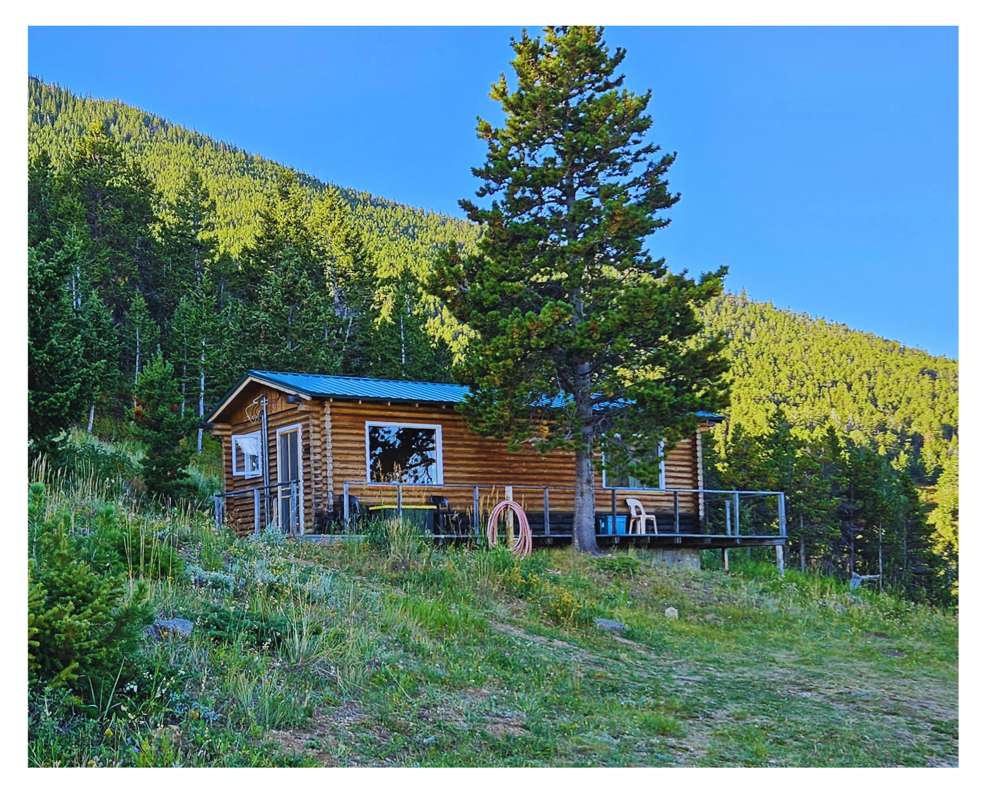 Princeton. A two bedroom faculty or staff cabin with shared bathroom and views of both the front range and Rock Creek valley. Named for Princeton University, whose geosciences faculty and students were instrumental in the founding and operations of t