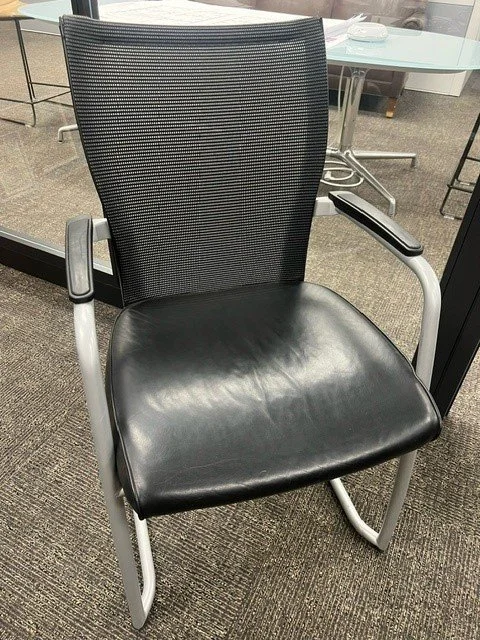 Haworth X99 Guest Chair