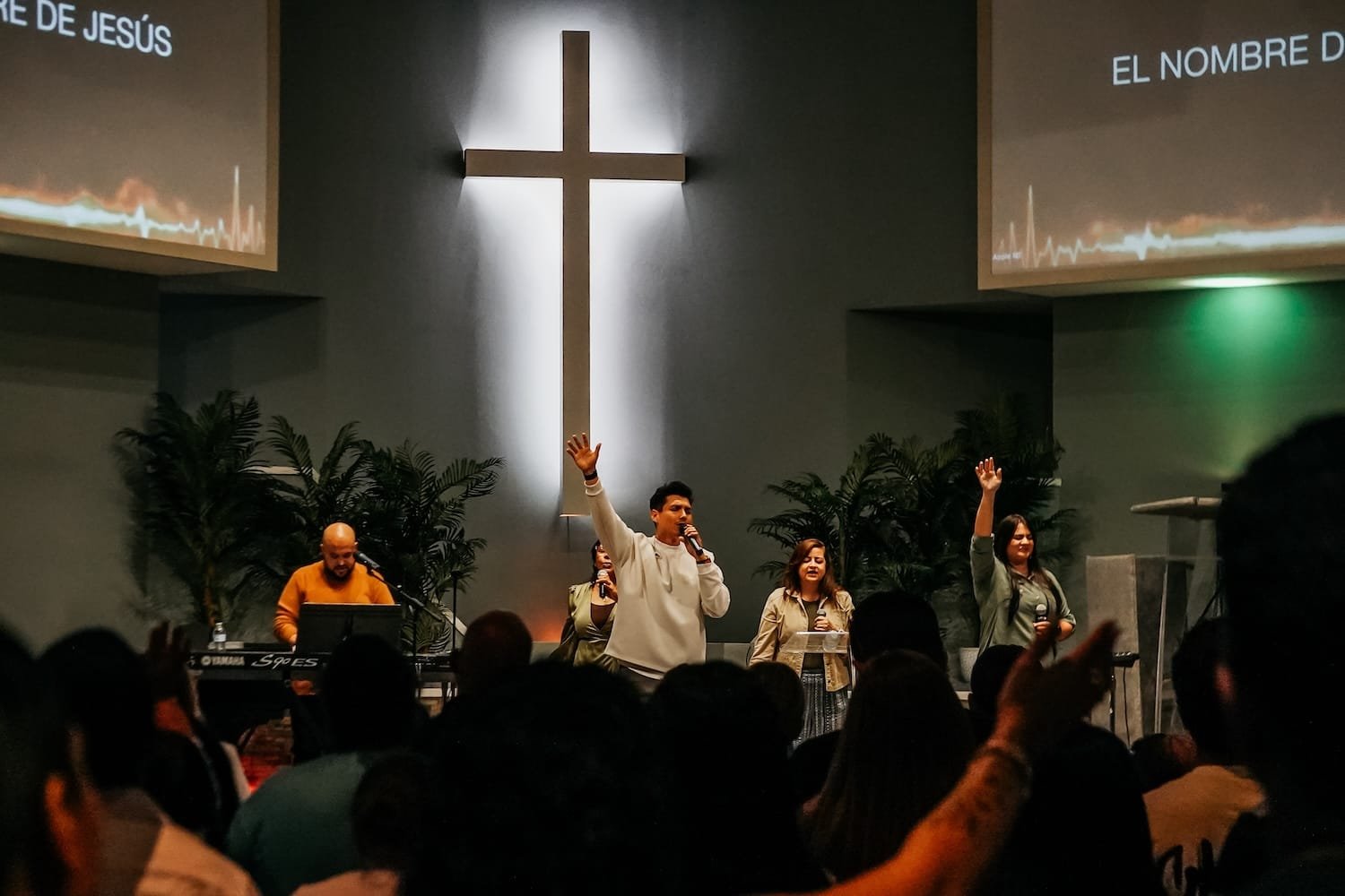 iglesia-mision-vida-cristiana-fort-myers-04.JPG