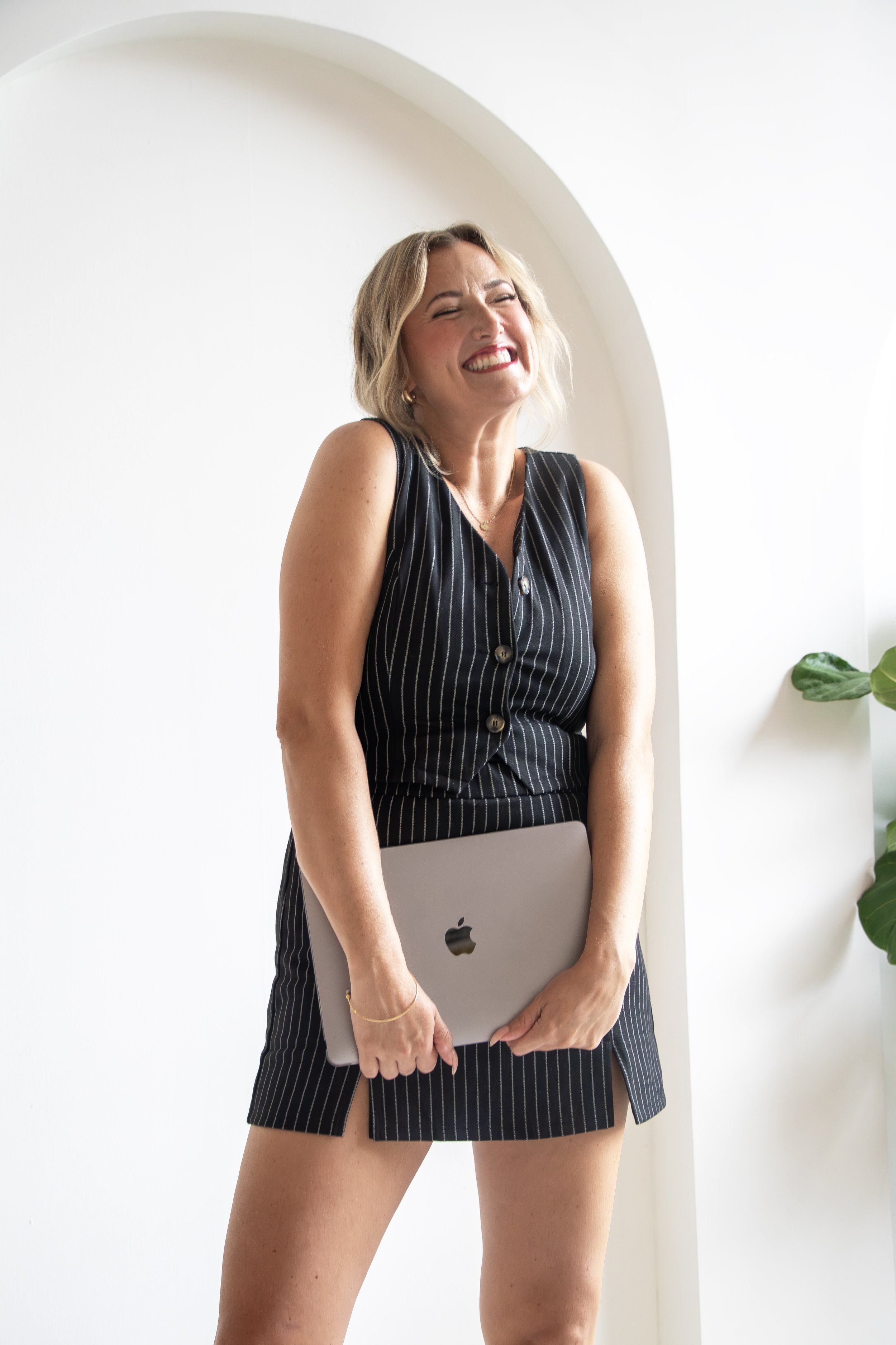 Why “Logical” Decision Making Is Quietly Choosing a Mediocre Life