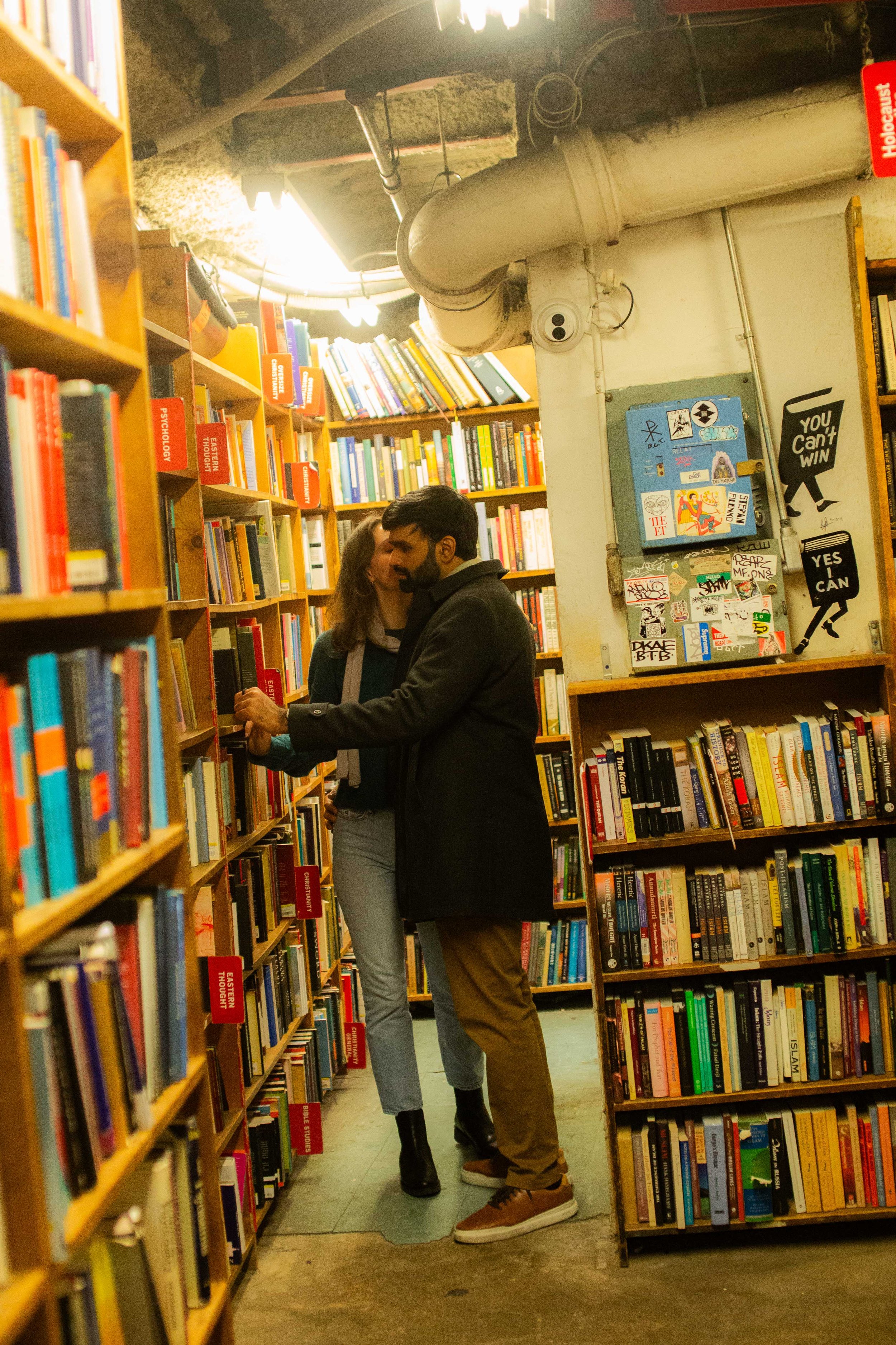 cozy-new-york-bookstore-engagement-session.jpg