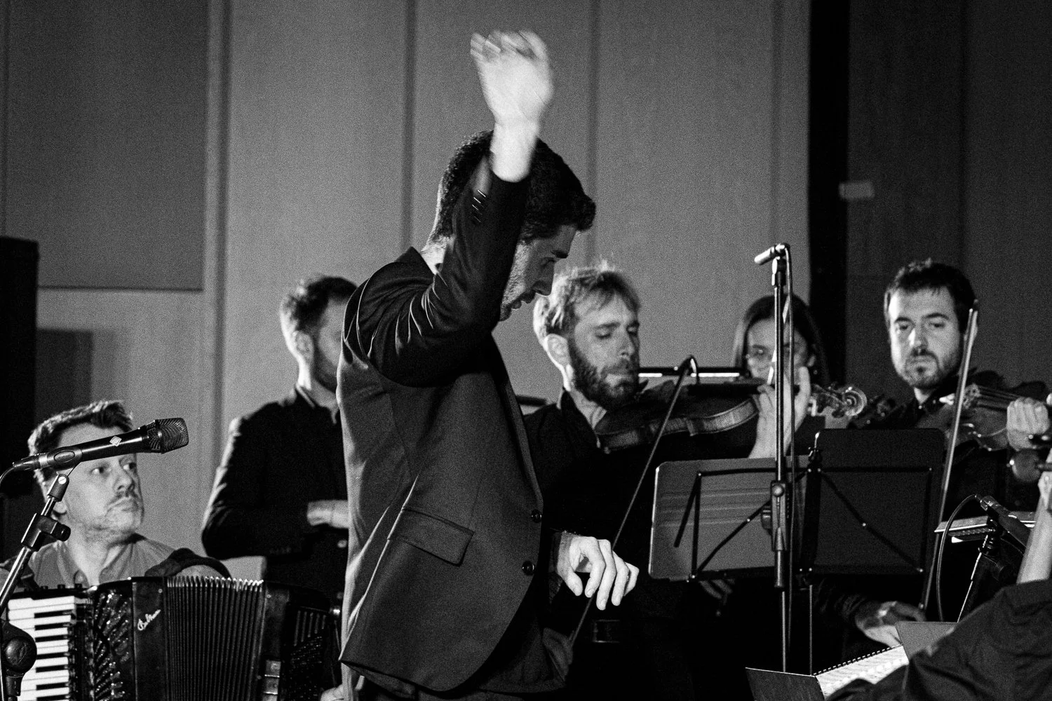 Per Musicamorfosi: L'Orchestra da Camera Canova in "Piazzolla loves Gershwin", Lecco, 2026