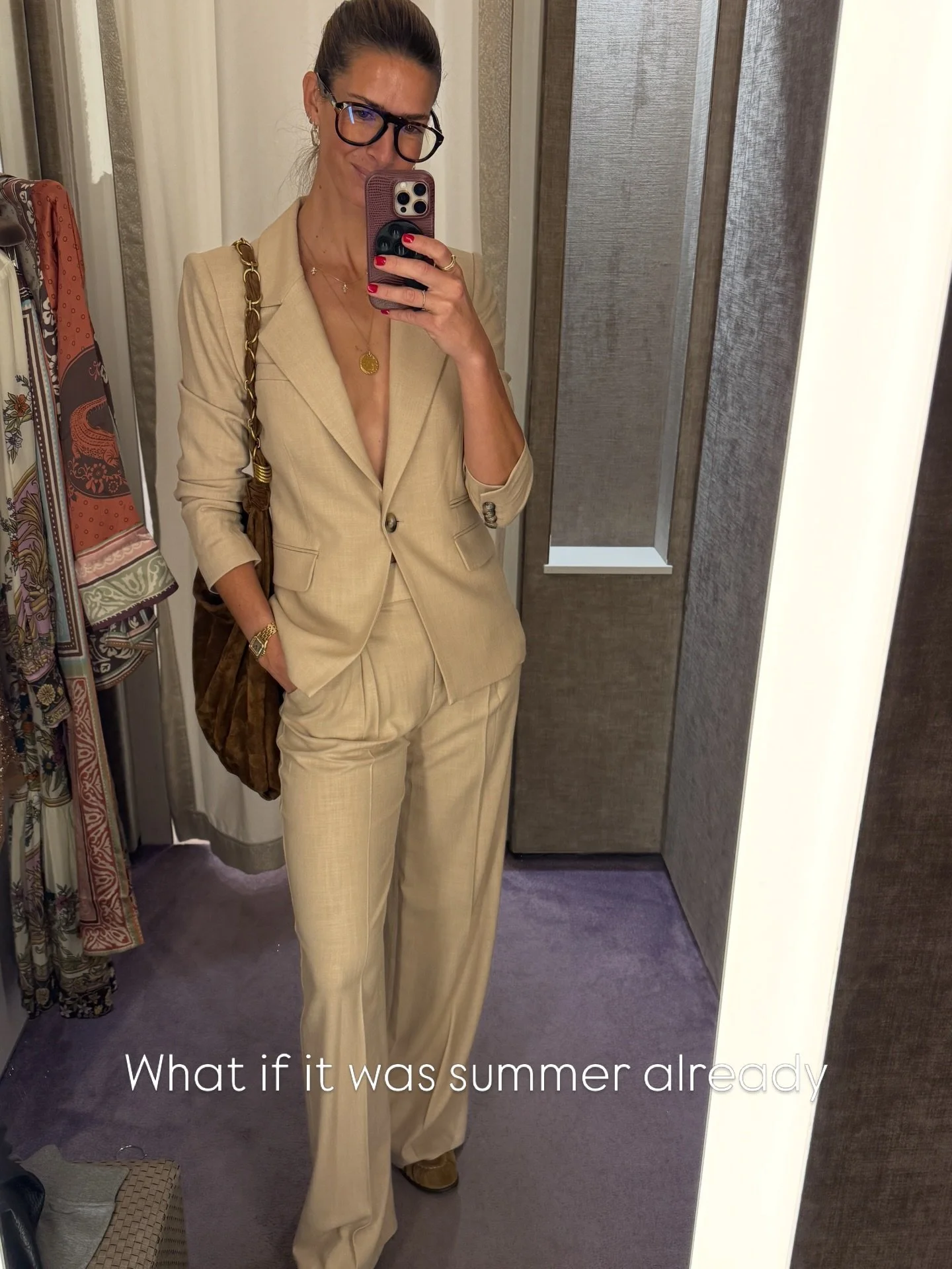 Summer tailoring just hits different ☀️

From full matching moments to denim mix-ups, this is exactly the kind of effortless chic I love for warm days: polished, relaxed, feminine and easy to rewear in so many ways.
A good summer suit = the hardest w