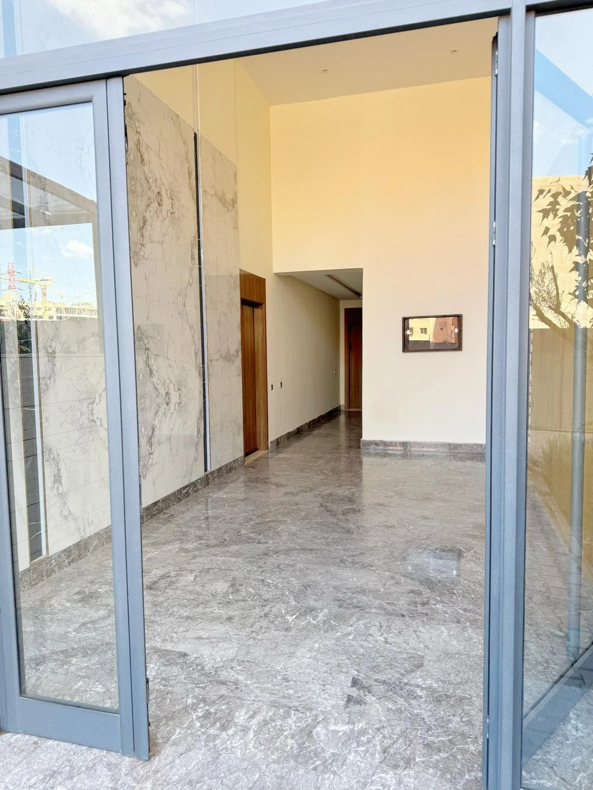 Entrée immeuble 1 .jpeg