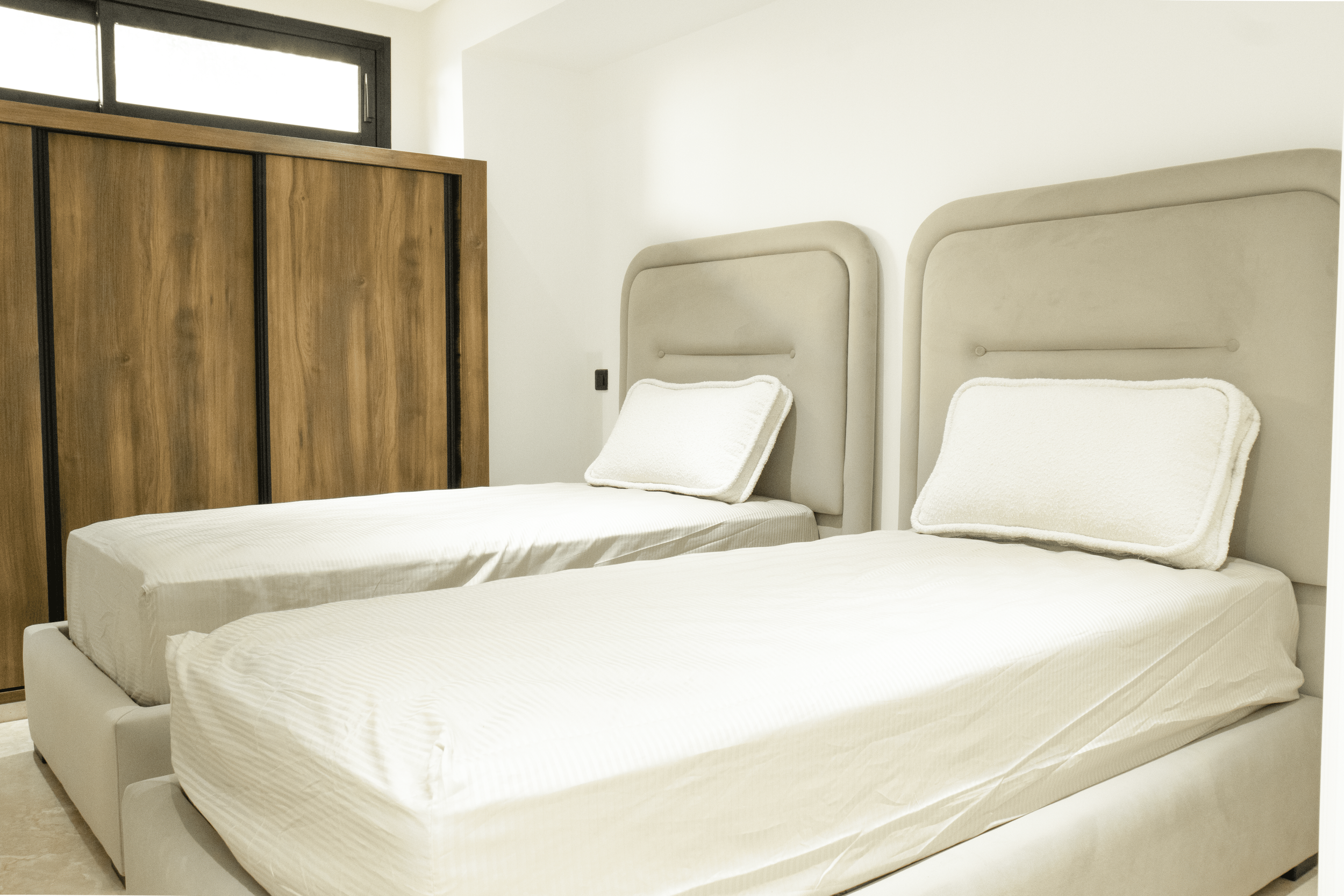 Chambre 2 lits simple.png