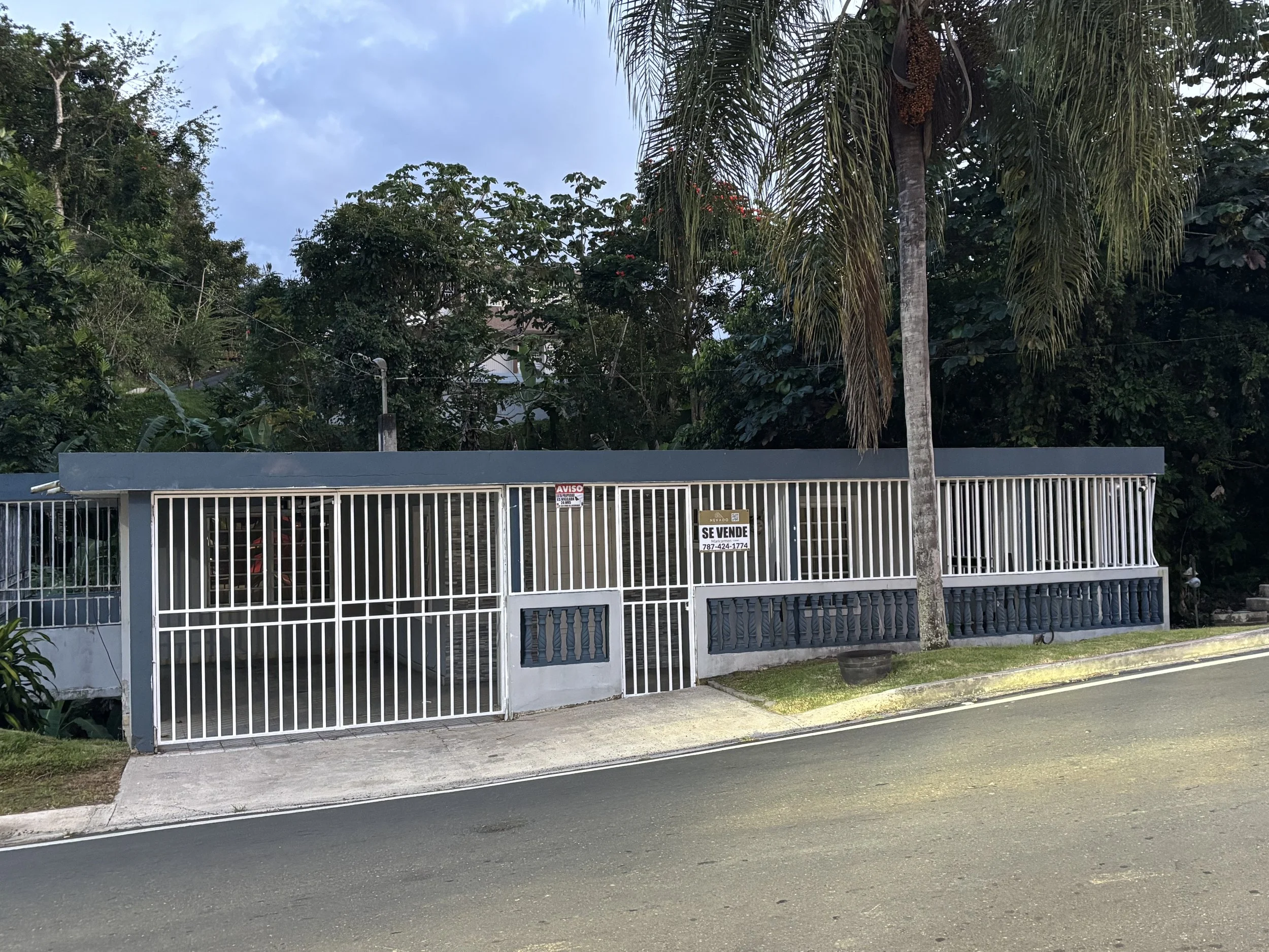 Frente exterior.jpeg