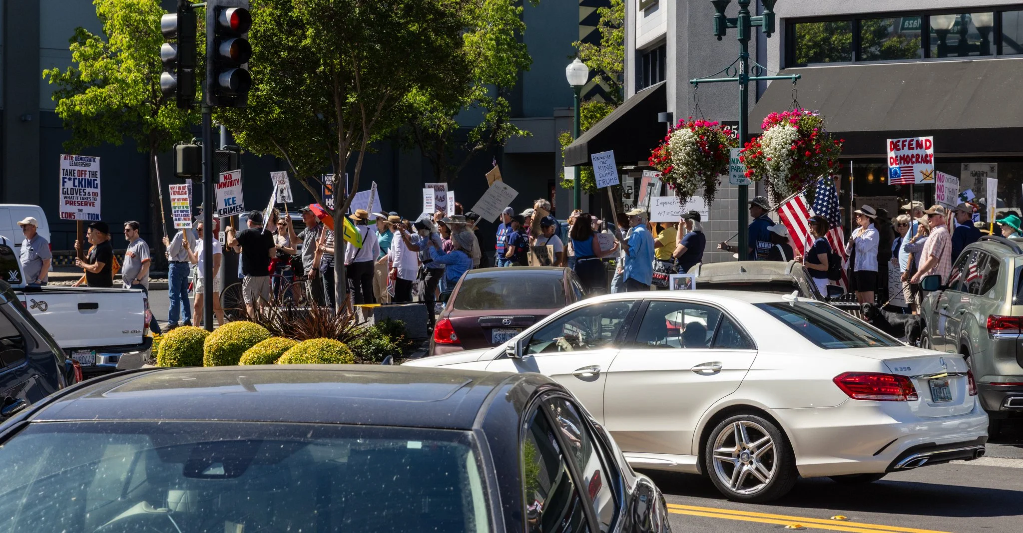 Solidarity Span, Walnut Creek -  ProBonoPhoto.org/John Weekes