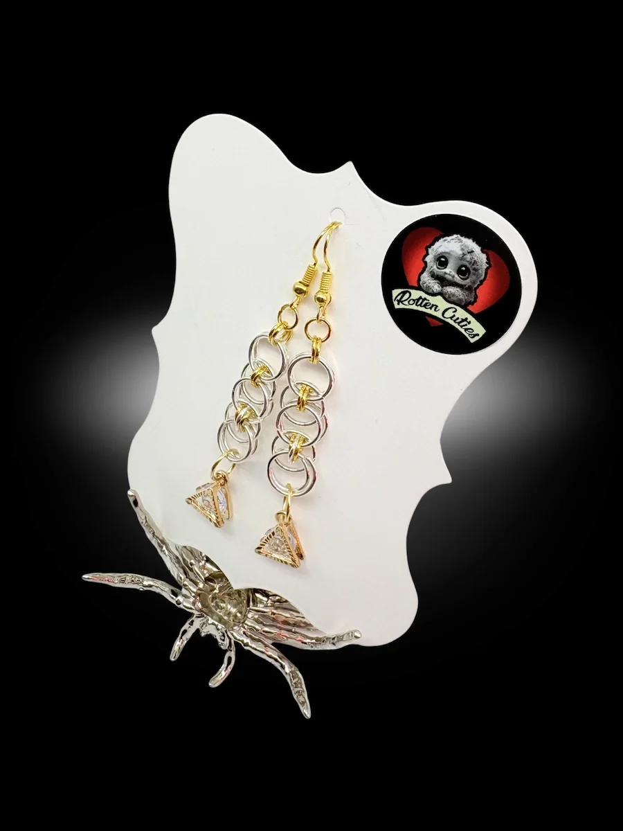 minimalist chainmail earrings showing metal ring pattern and shine