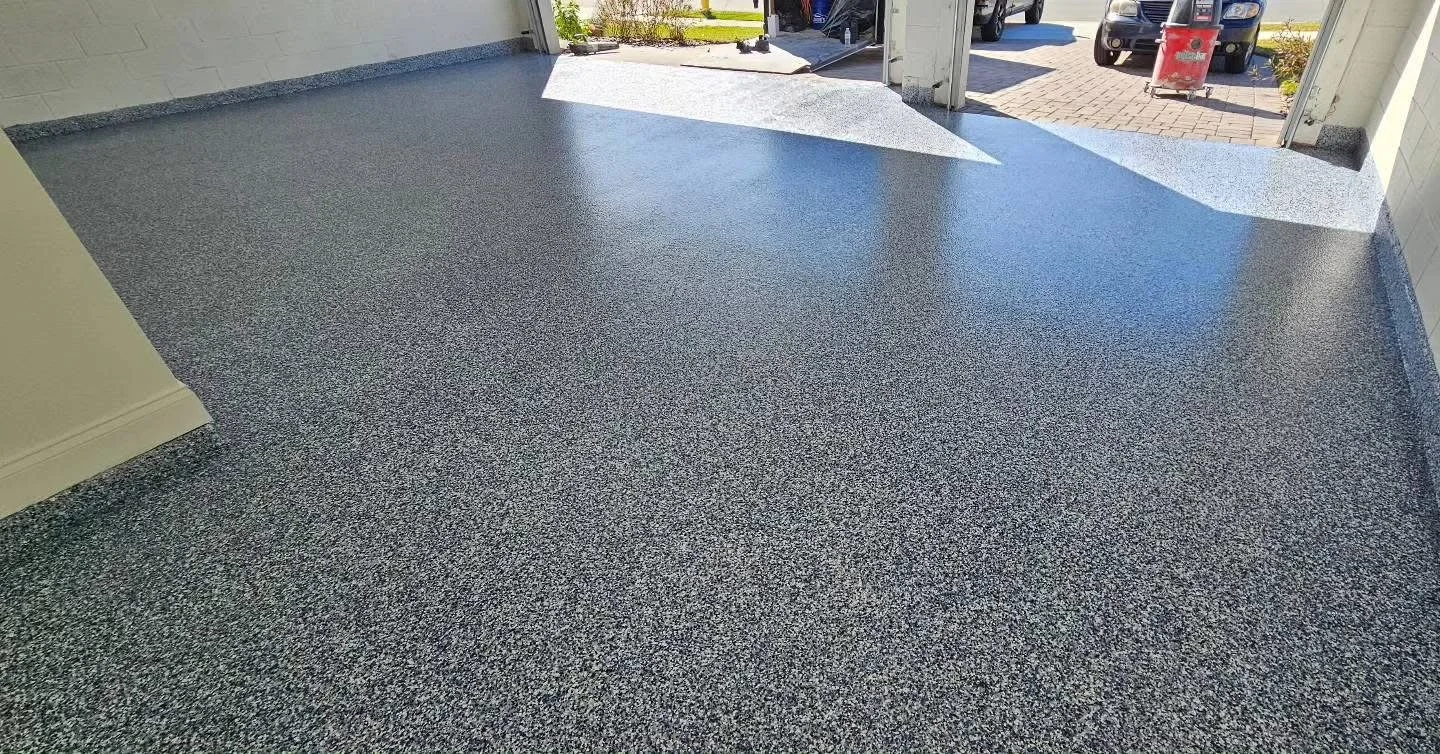 poly_gray.jpeg