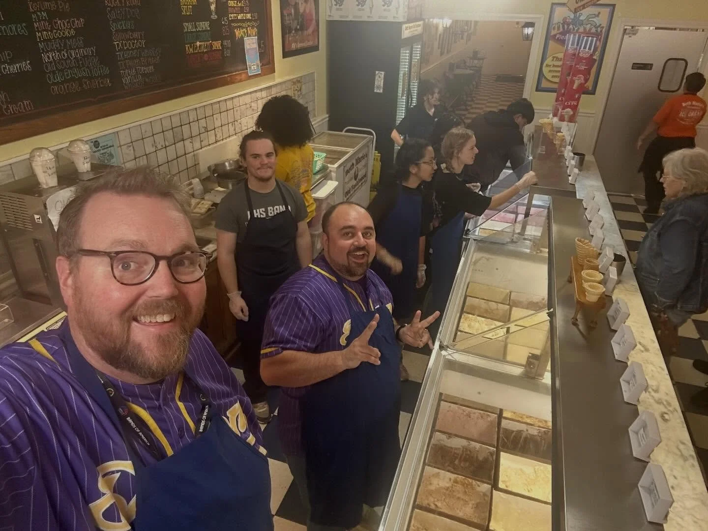 Come to Beth Marie&rsquo;s tonight on the square for your favorite scoop and support the Denton HS Band! We are here until 8pm!