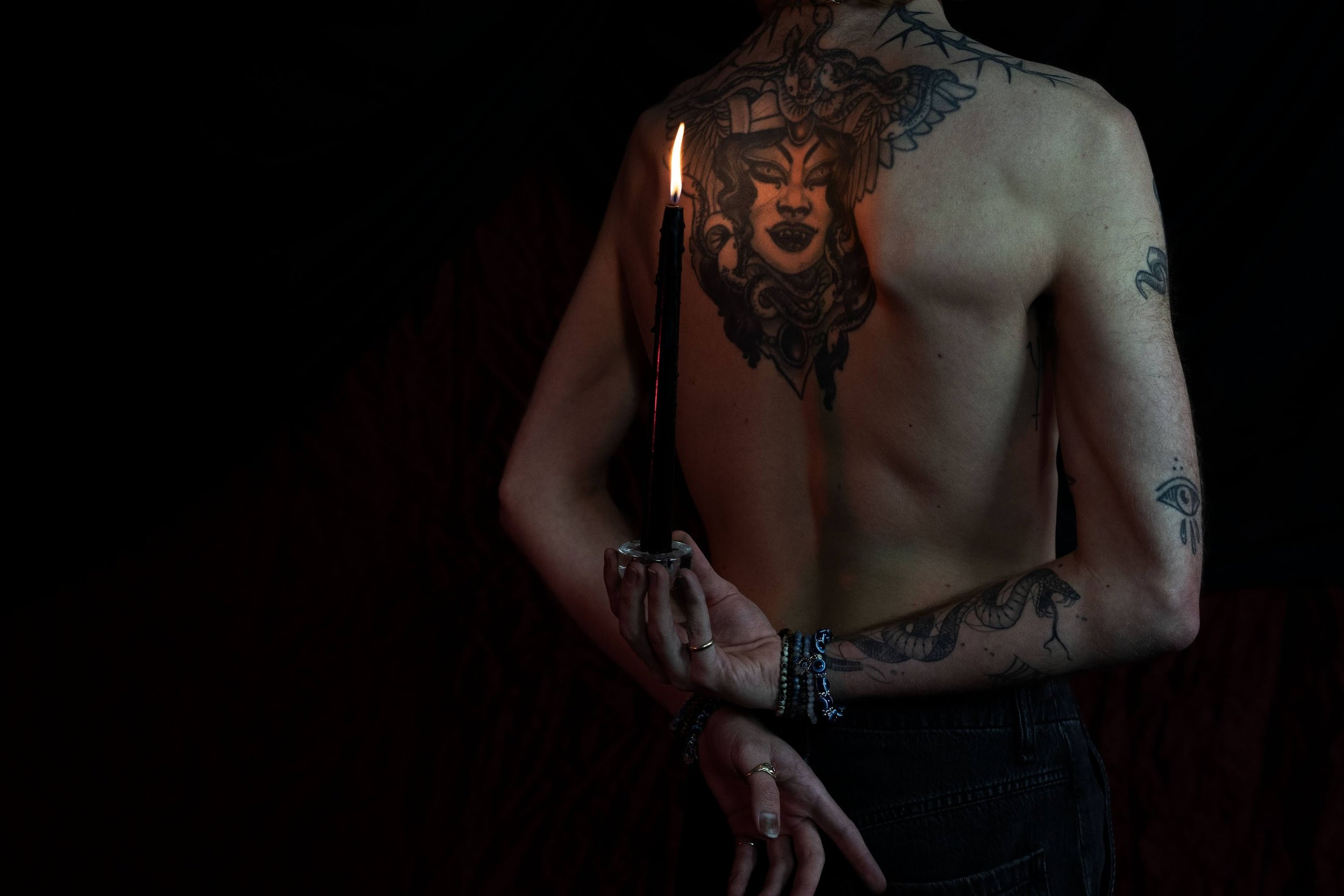A_011.jpg