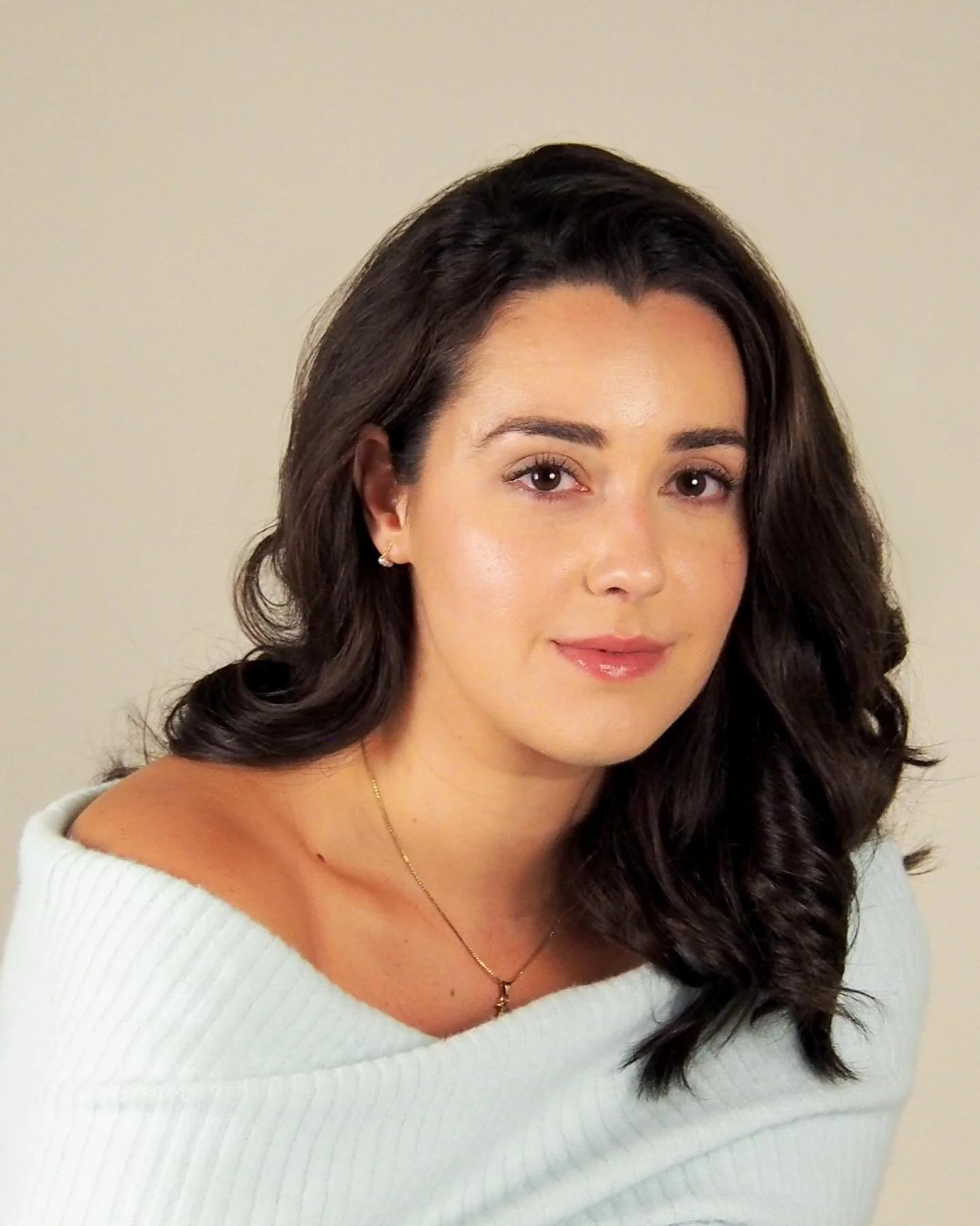 Portraits of Maria 🫰🏽

#nabilsvisualstorytelling #portraitsbynabil #upcloseandpersonal #headshots #linkinphotos #stpetephotography #tampabayphotographer