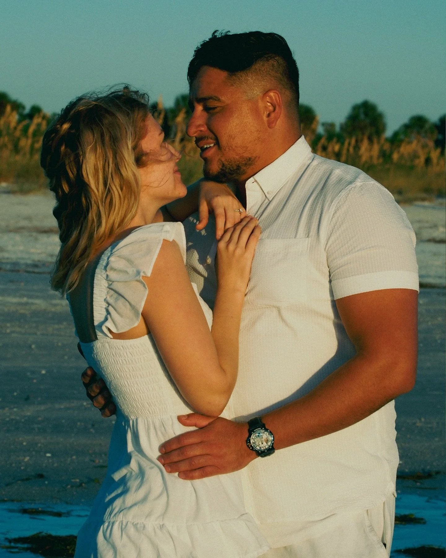 A lot of great photos to choose from Maddie&rsquo;s eyes are beyond captivating in the second photo! Won&rsquo;t you agree?! 
It was my pleasure capturing Maddie &amp; Arturo in honor of their engagement. Wishing @maddie.aann &amp; @artjavil a lifeti