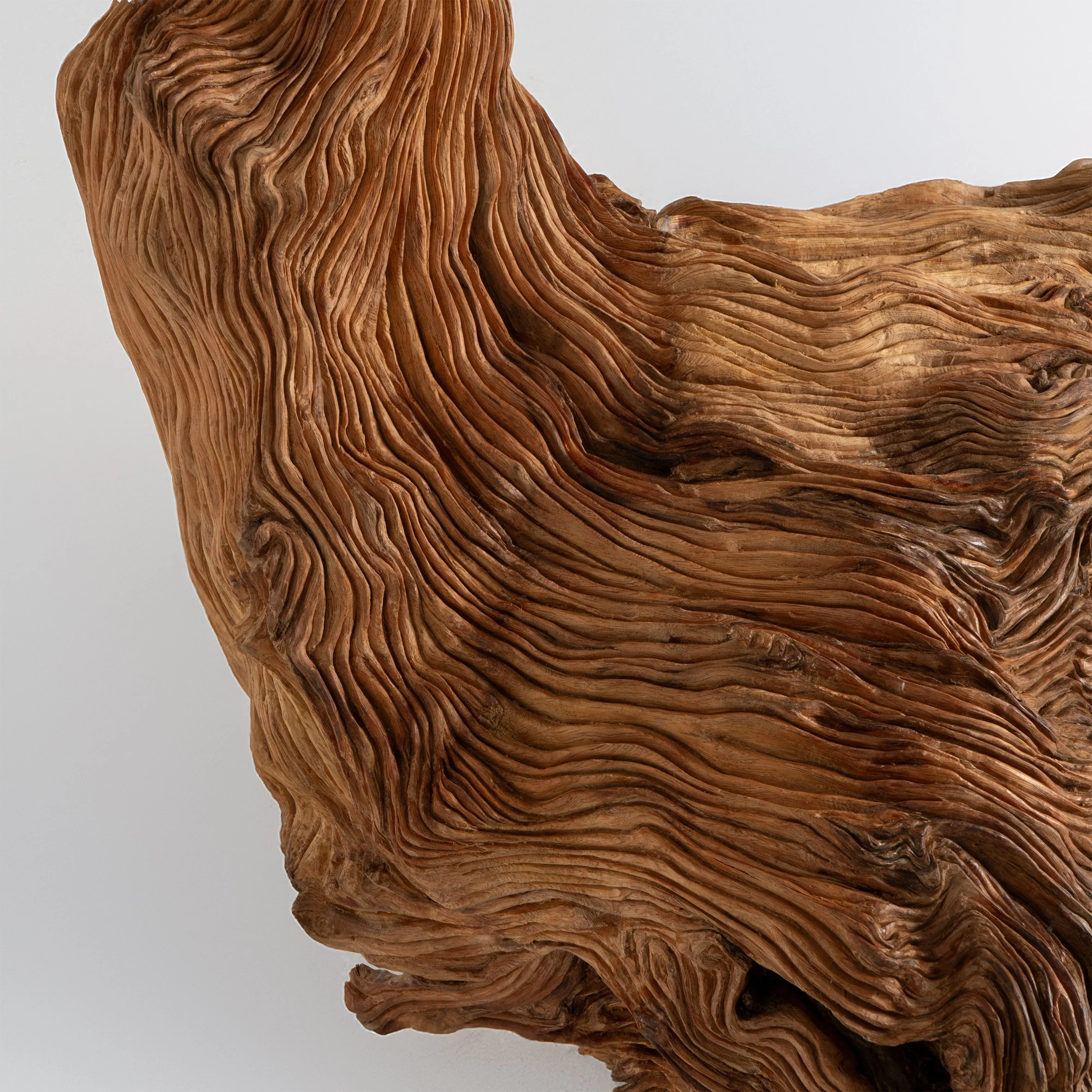 BorjaCaceres_CHRONOX_C_84x95x80_Madera rescatada_8.jpg.jpg