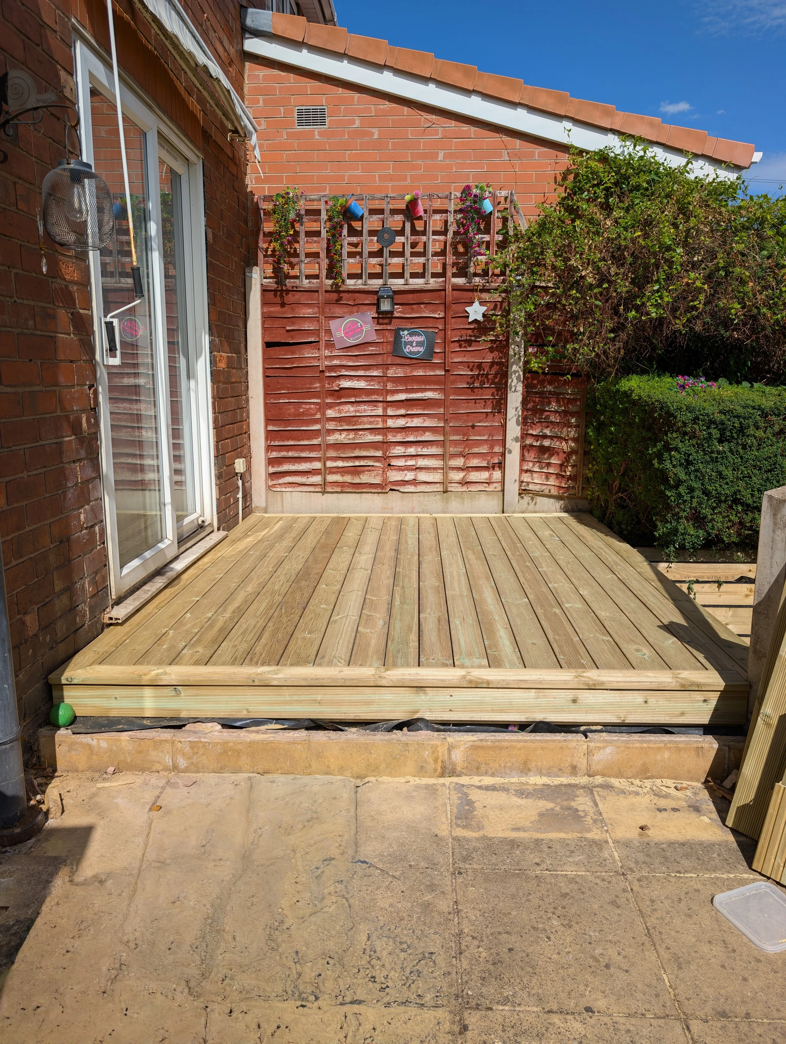 Decking-3.jpg