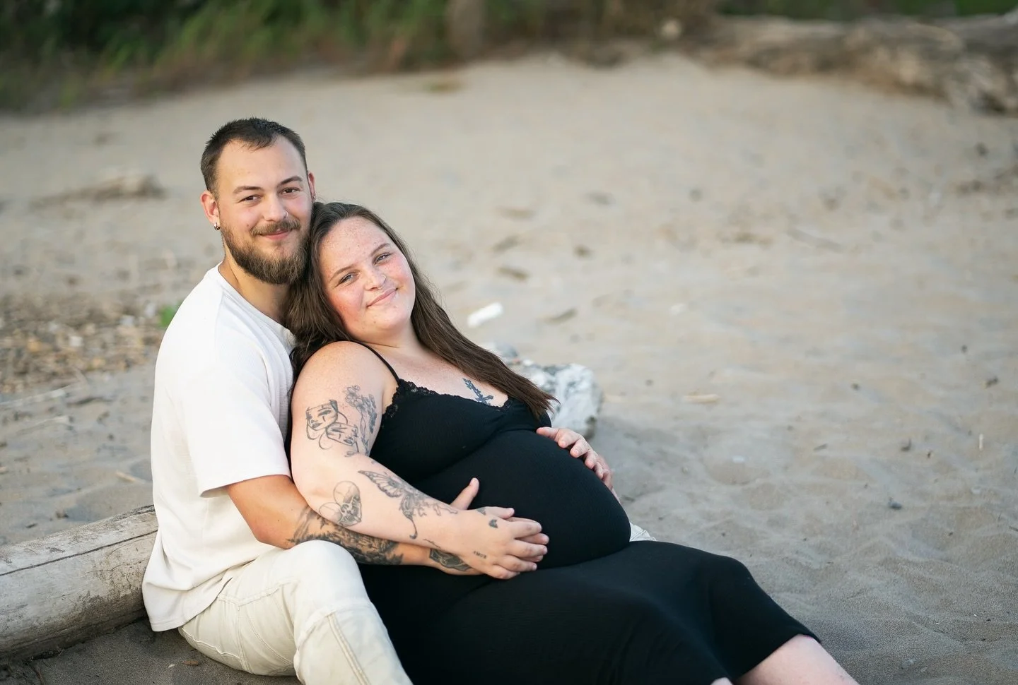 Expecting in 2026? Let&rsquo;s book your maternity shoot! 🤪
I&rsquo;m a Durham regional photographer who specializes in portrait photography, I love working with you to create beautiful and timeless images that you&rsquo;ll cherish forever! 

#durha