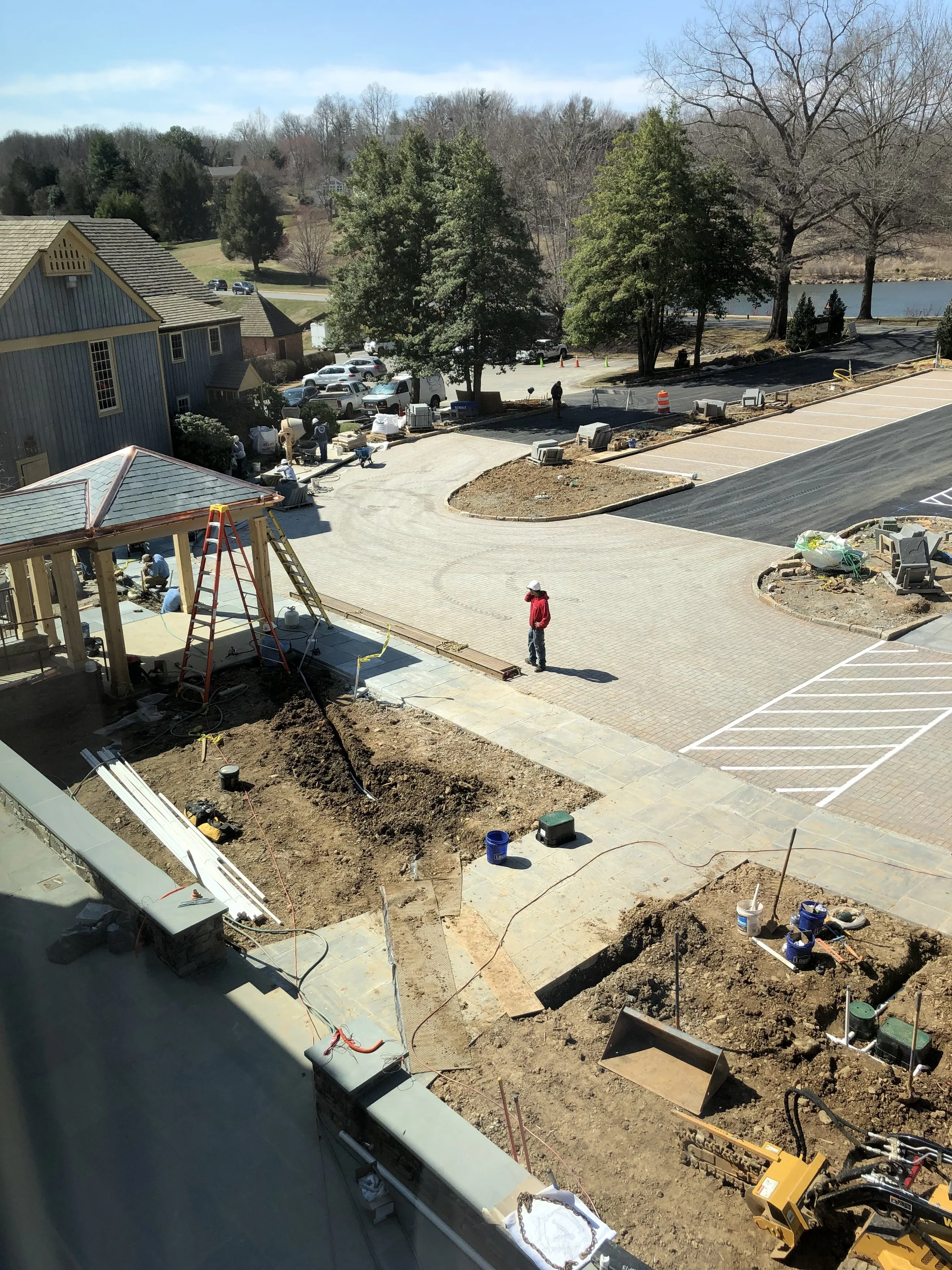 Image of a commercial construction site with workers.