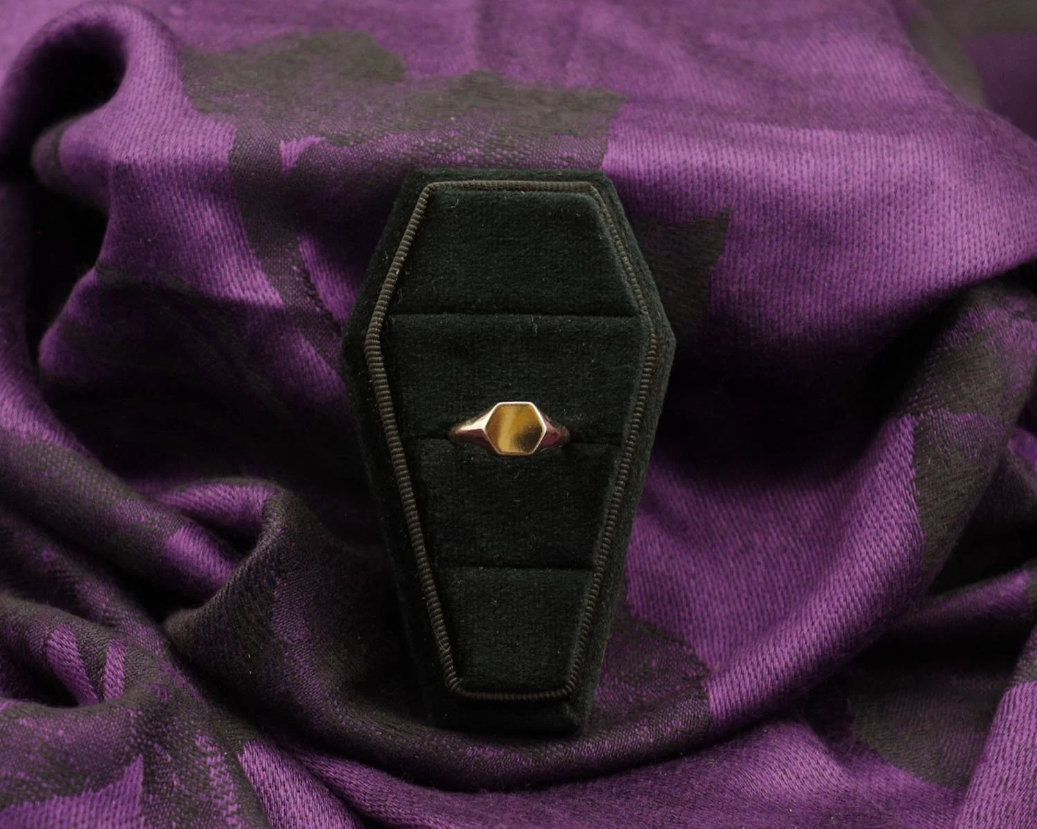 Hex Signet Ring