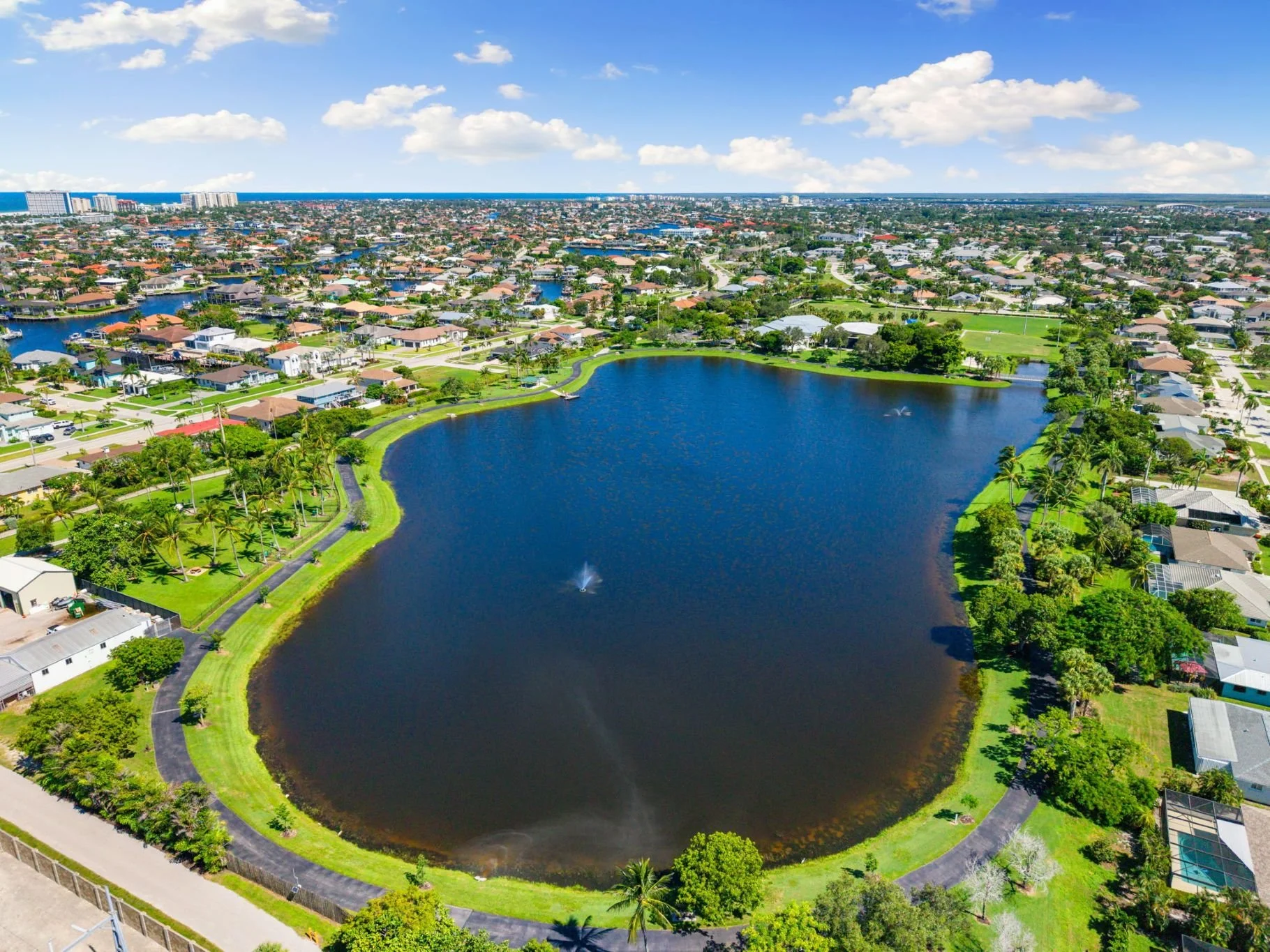  Scenic lake views and walking paths in the heart of the island 
