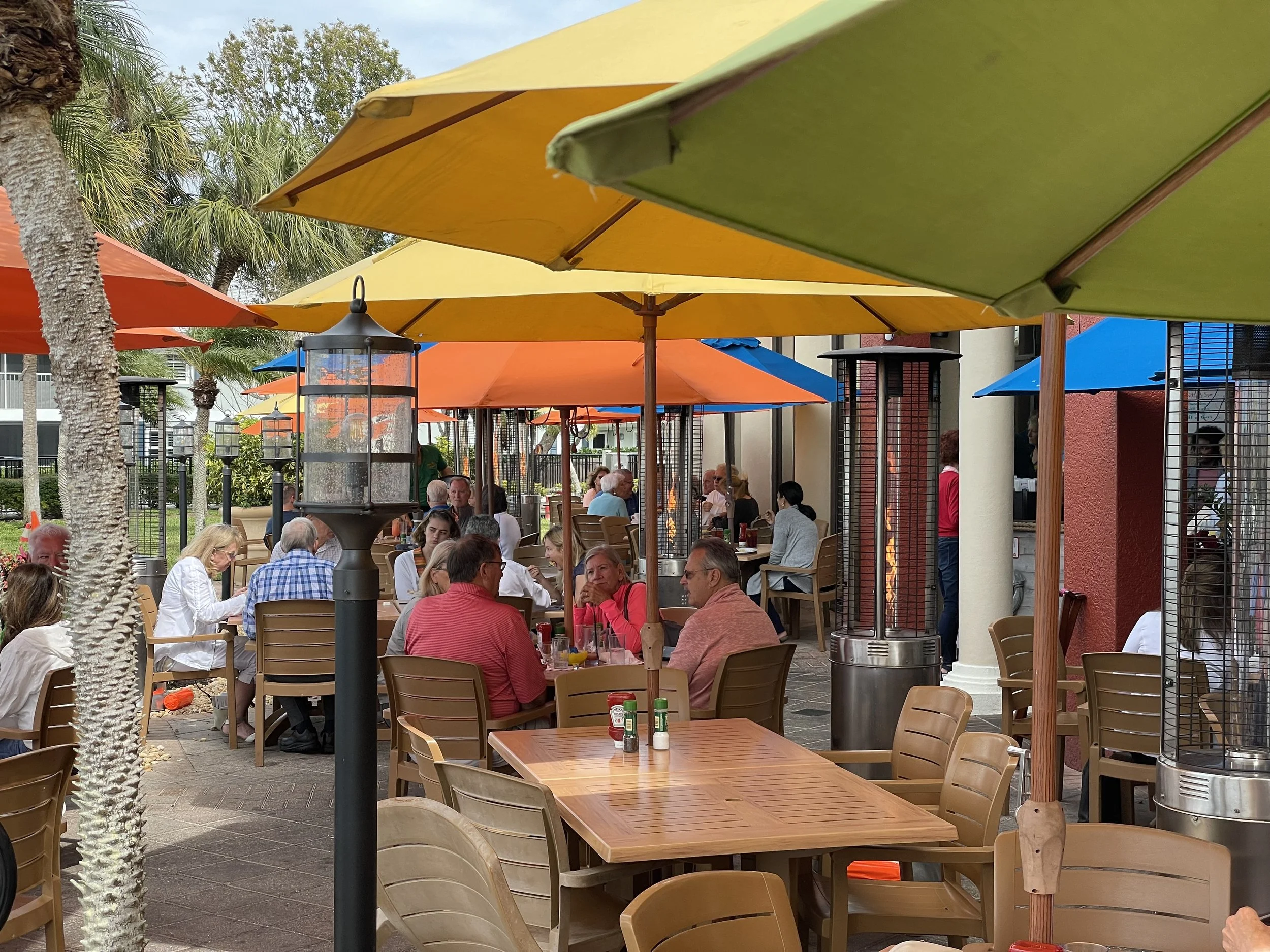 Mangos Dockside 1.jpg