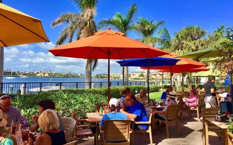Mangos Dockside 3.jpg