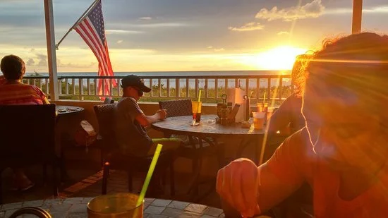 Sunset Grille 1.jpg