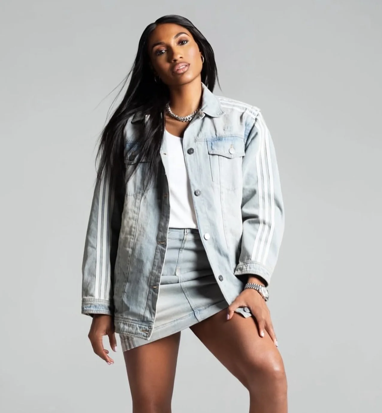 Two-time Olympic gold medalist and WNBA star Angel McCoughtry is dominating on and off the court!

Honored to have worked as Production Manager on this shoot, showcasing her as an athlete, producer, and entrepreneur. Full-circle moment for me&mdash;I