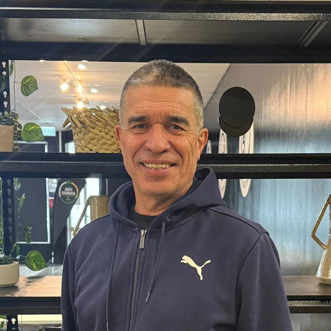 Kawakawa: Staff Photos - Kelly