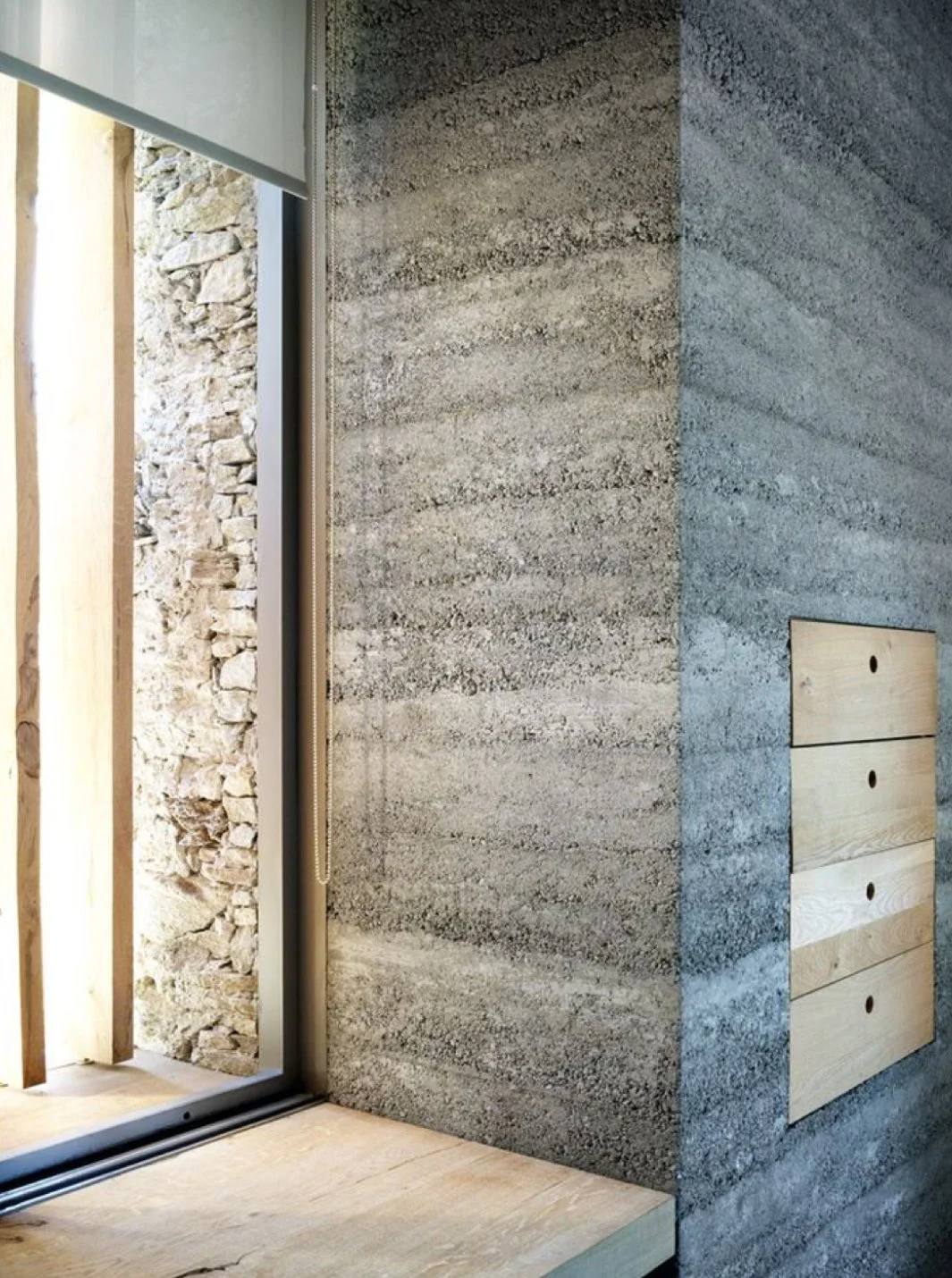 Design by Armando Ruinelli