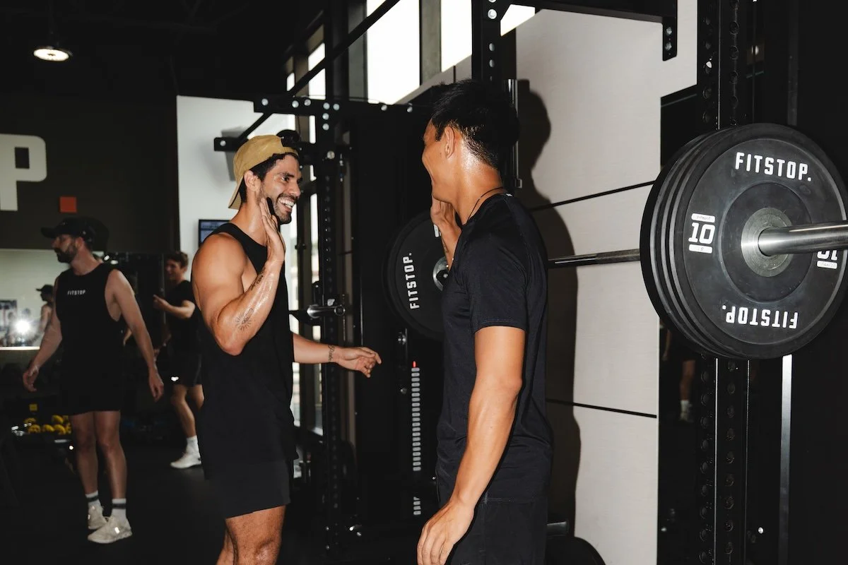 Social Strength Training: Fitstop Shows Why Lifting Weights Is Better With Mates