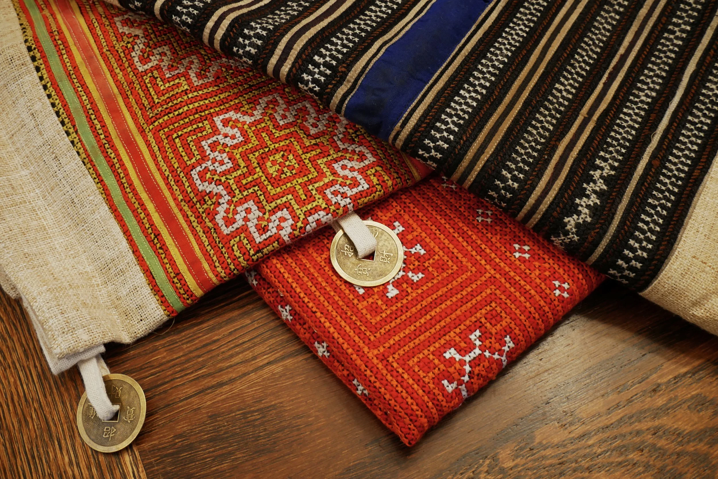 Tả Van Wall Tapestry