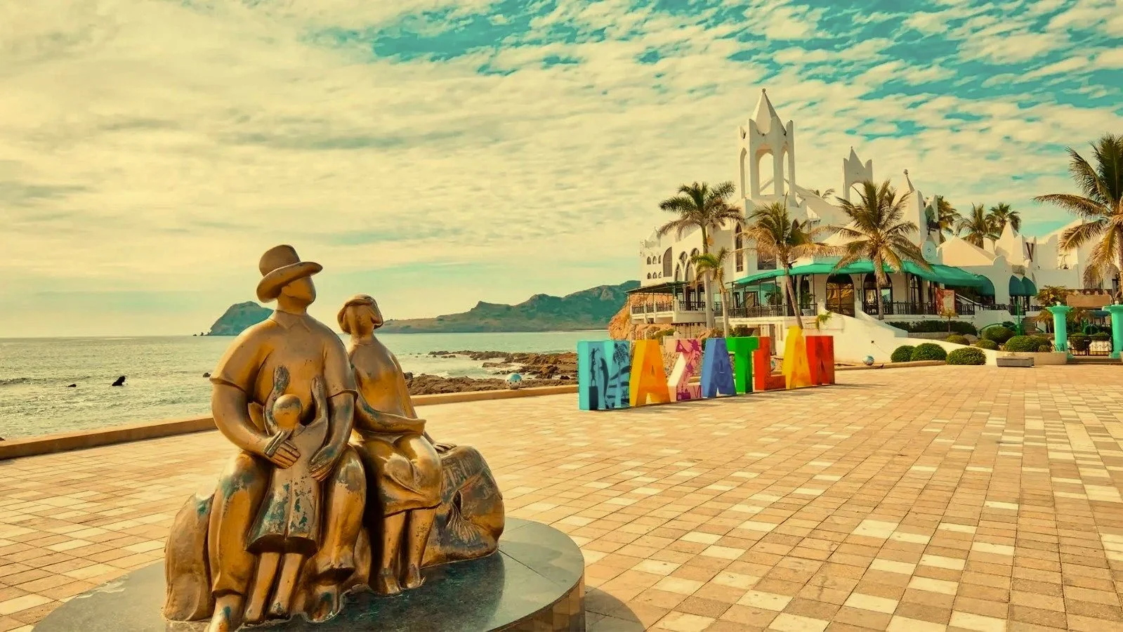Turismo de Romance en Mazatlán: La Estrategia que Conecta Bodas de Lujo con Agricultura Sostenible Local