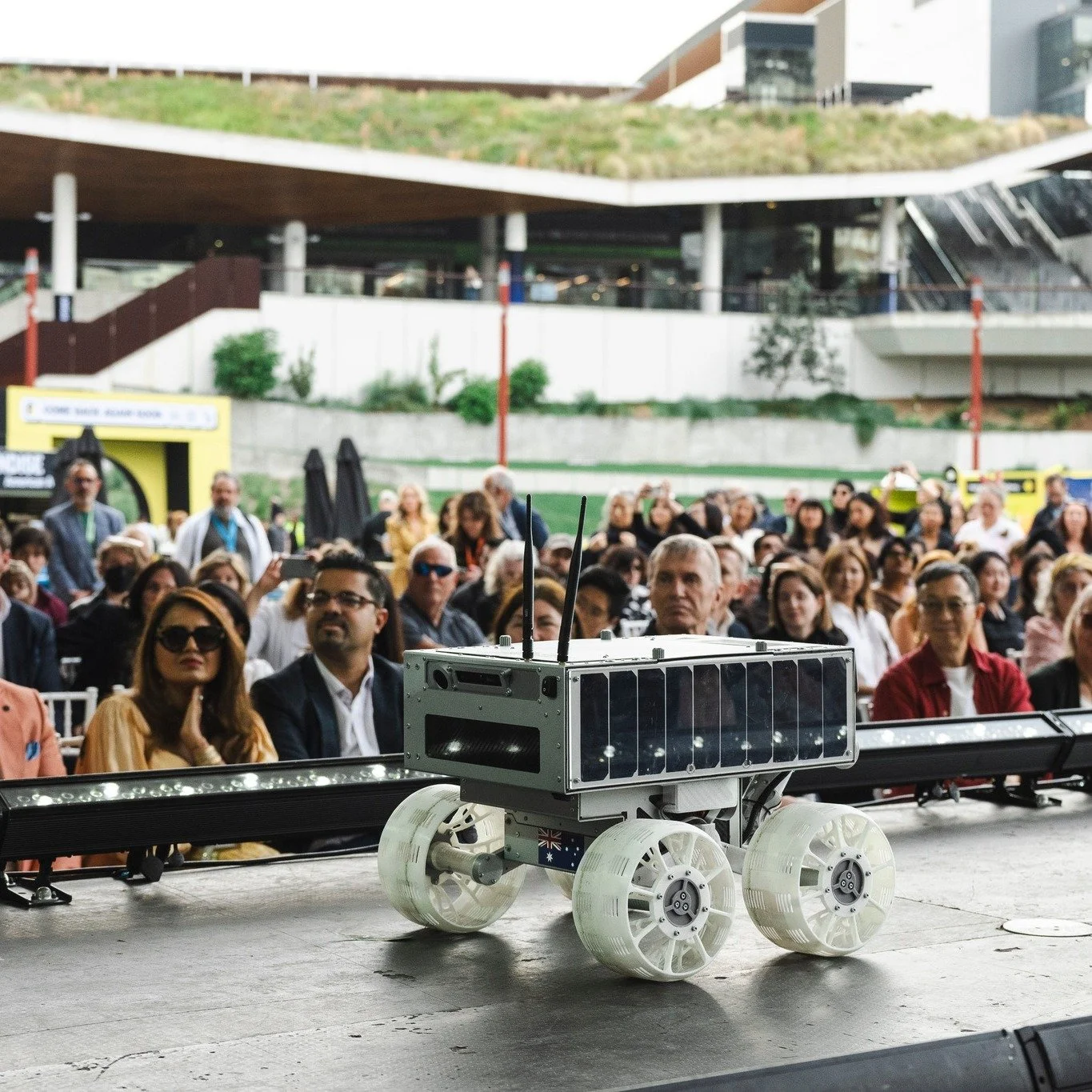 Here's the iconic moment that Roo-ver hit the runway!

Roo-ver made its fashion show debut at @sxswsydney  with Fabrics of Modern Australia @fomaustralia, an event that put creativity and technology side by side.

As Roo-ver rolled down the catwalk, 