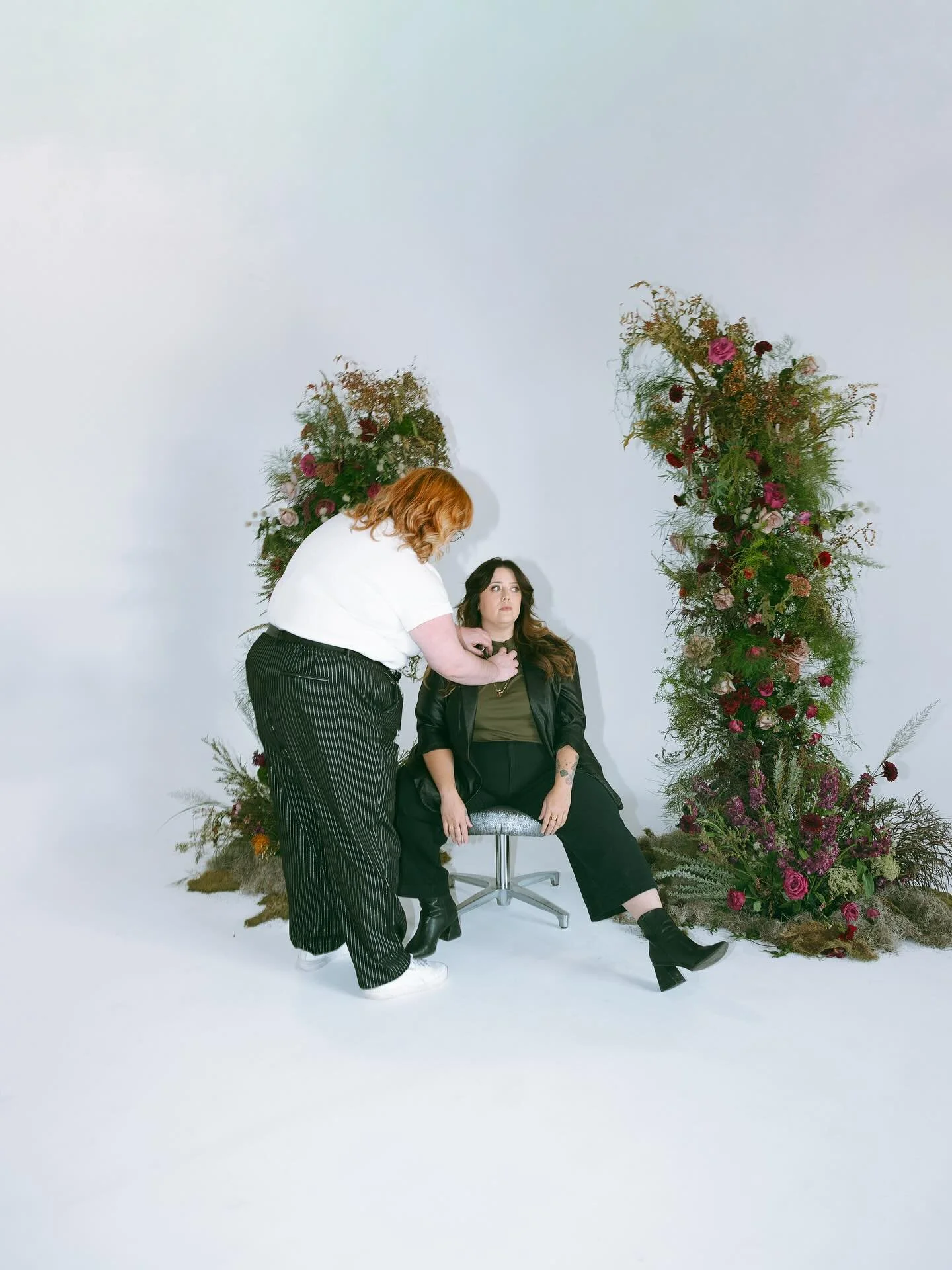 Two magic women on the Fancy Chaos team ❤️ Today we&rsquo;re working on acquity our booking system and getting us one step closer to going live for bookings!
Styling: @ajajewel 
In frame, and florals: @o.m._photo 
Hair, makeup, photos: @sunshineandsa