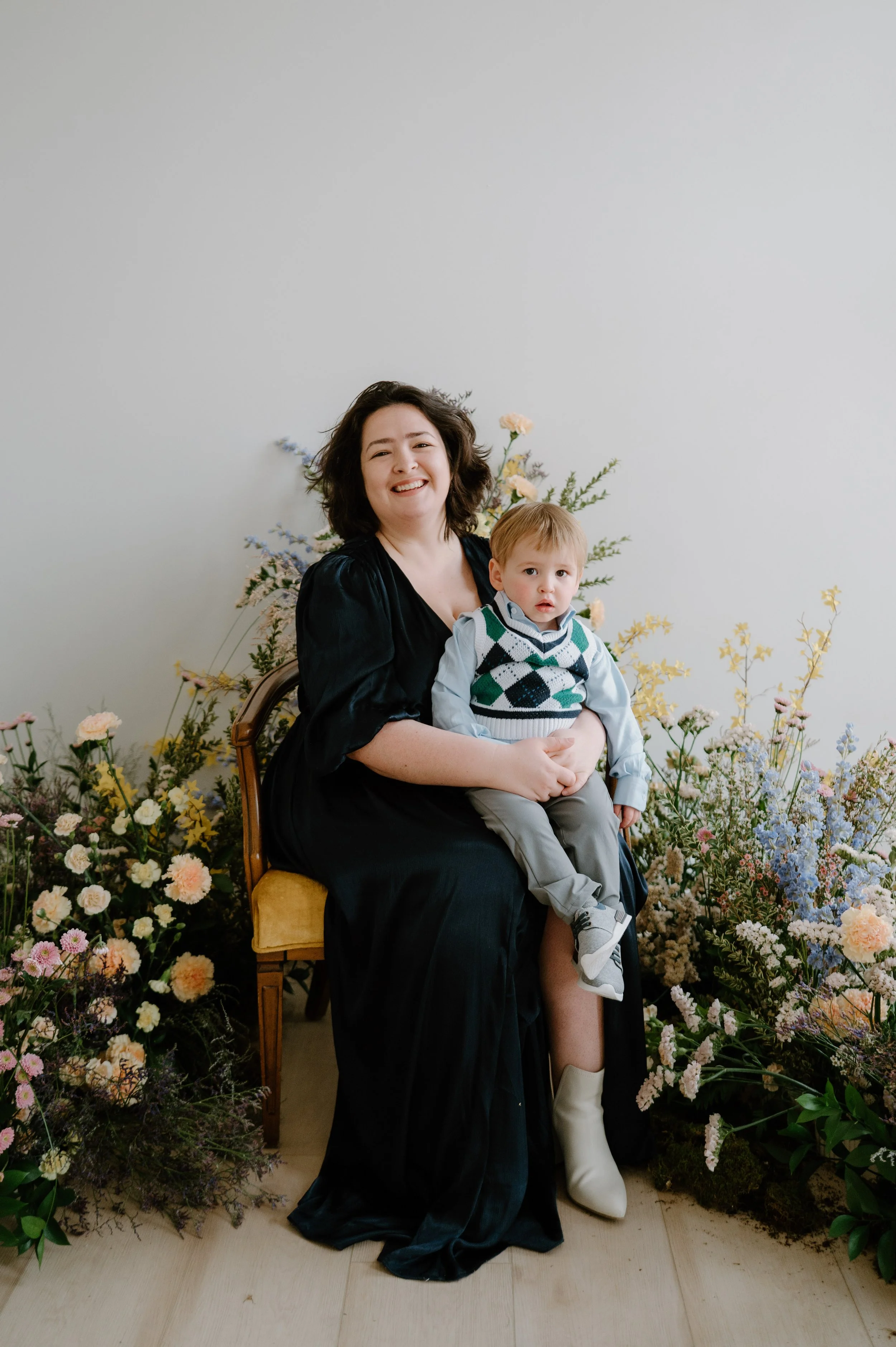 Rachael Bardnell LISW, PMH-C and her son pose for The Whole Parent Collective.