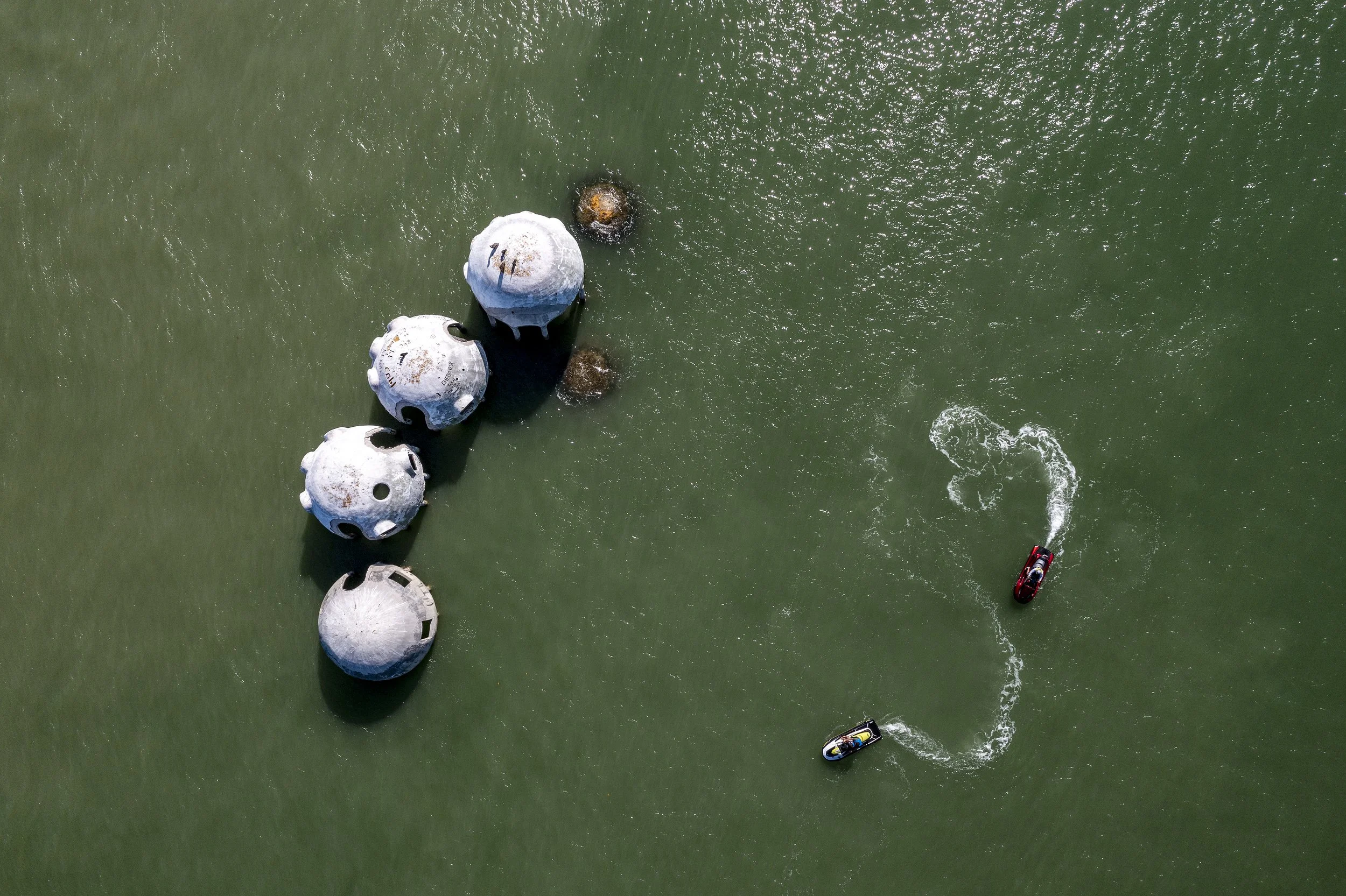 Follow the Leader.jpg