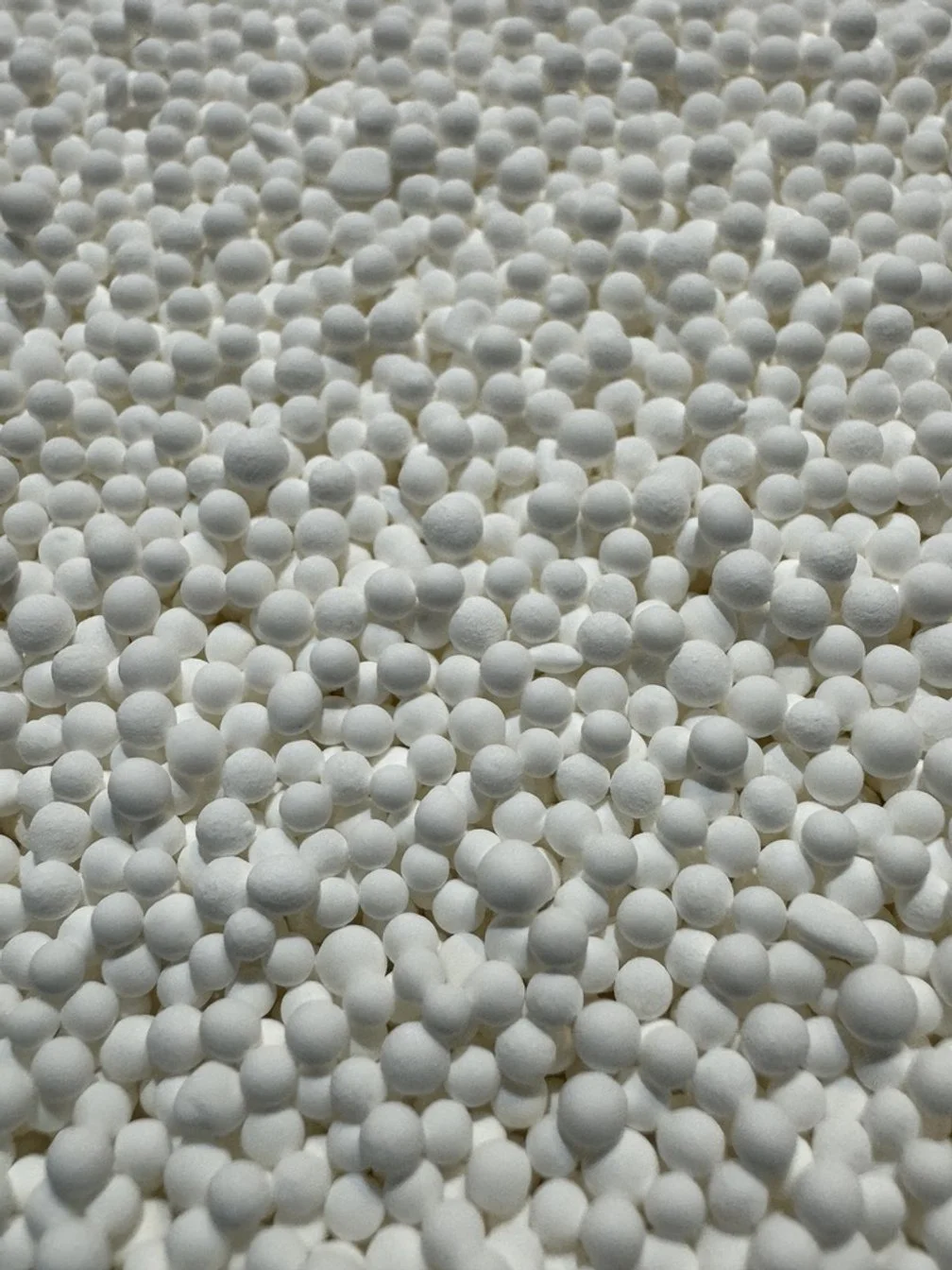 A large collection of CALCIUM SULFITE BALLS(亚硫酸钙球)