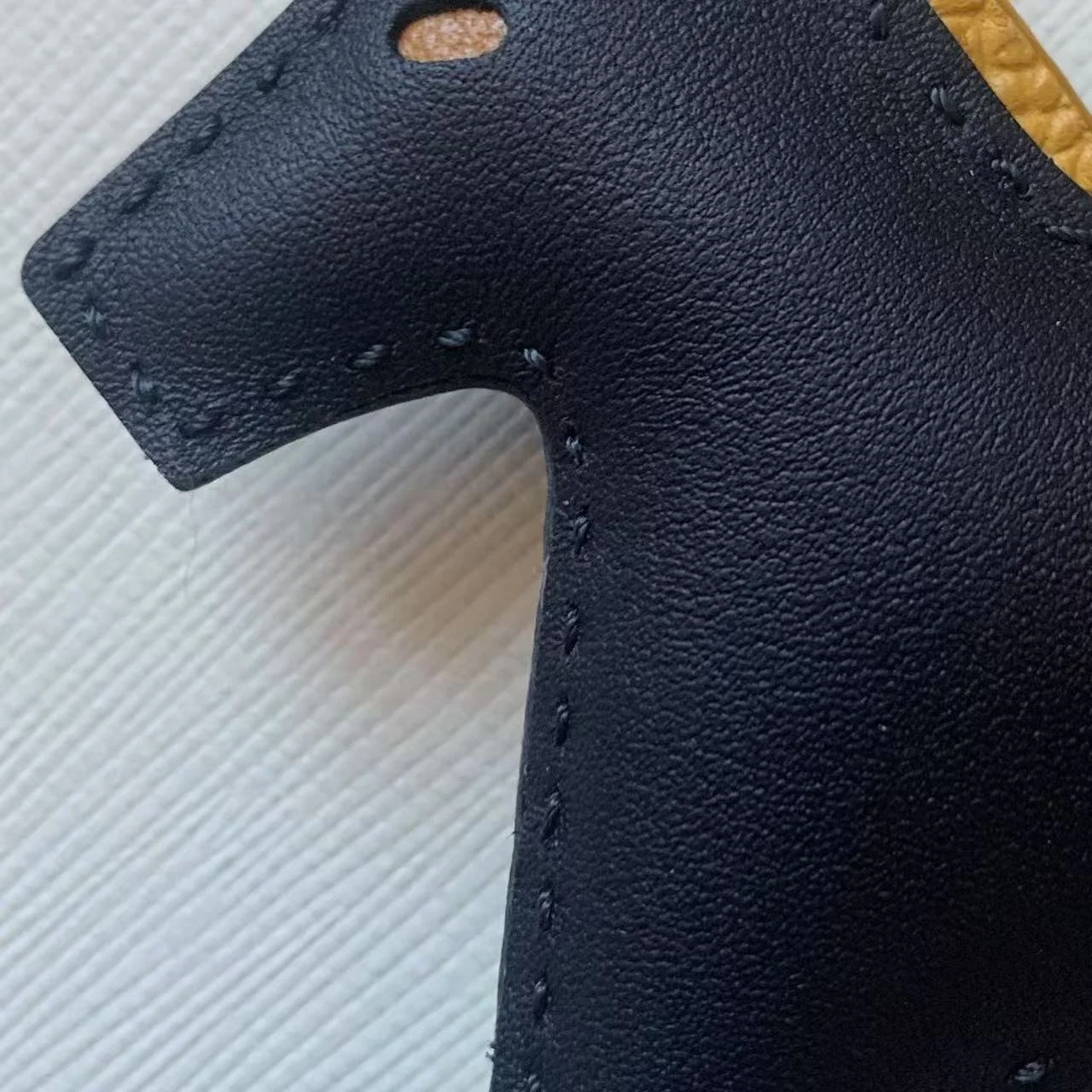 20081755347260_.pic.jpg