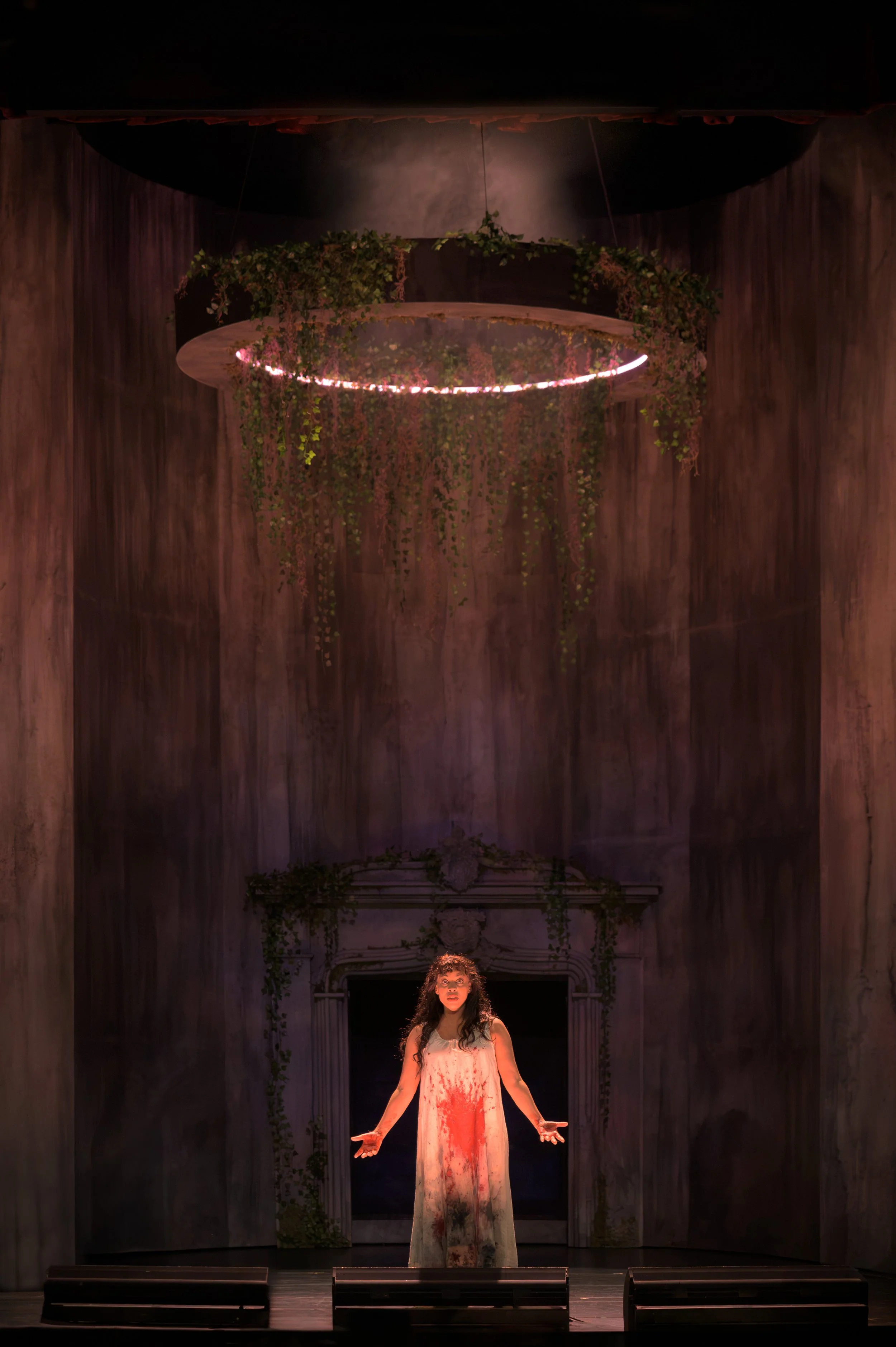 BOF-Lucia di Lammermoor-CHRISTINE LYONS as Lucia, Photo Matt Madison-Clark.jpg