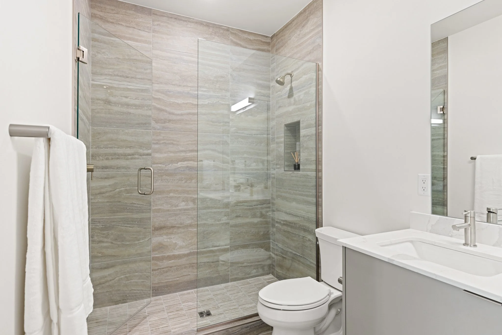 Lofts on Beall-Staged-39.jpg