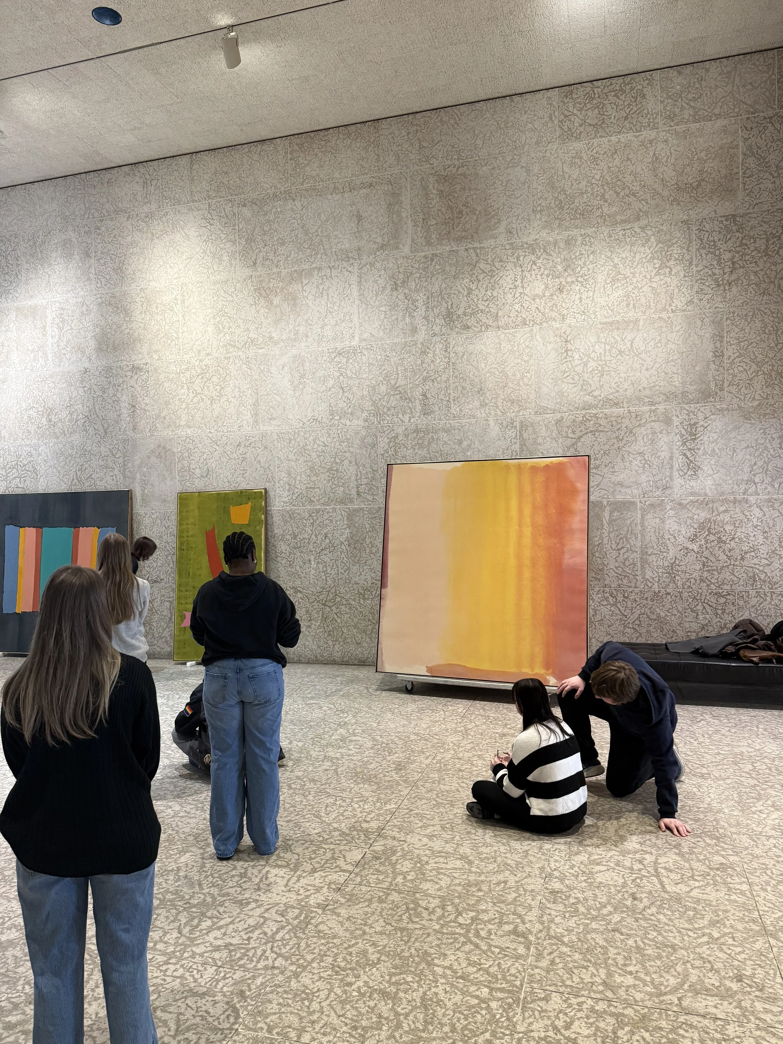 Holding Space: A close reading of Jules Olitski’s “Harlow Flow”
