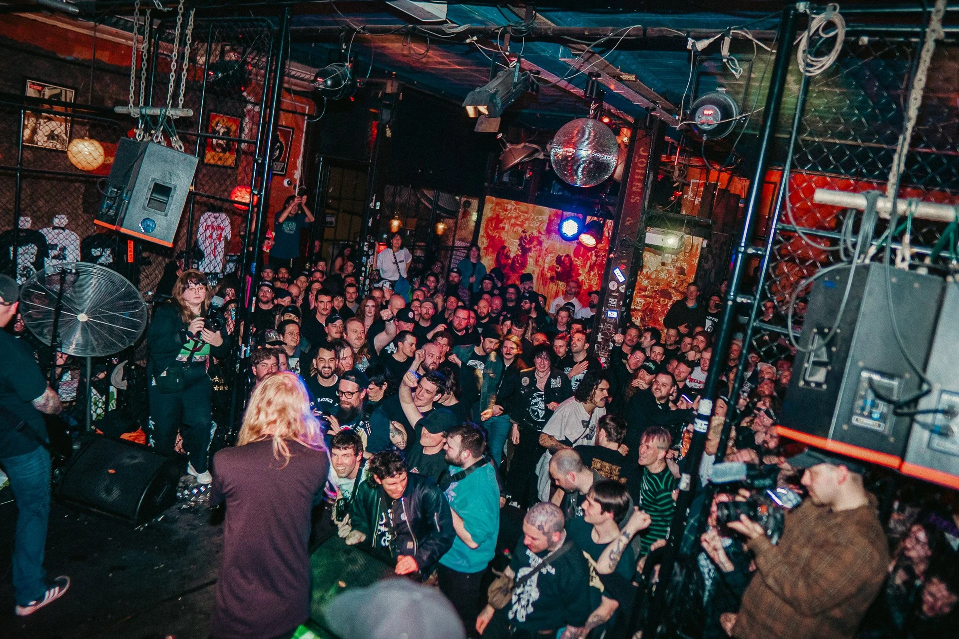 REVS 19.08-038.jpg